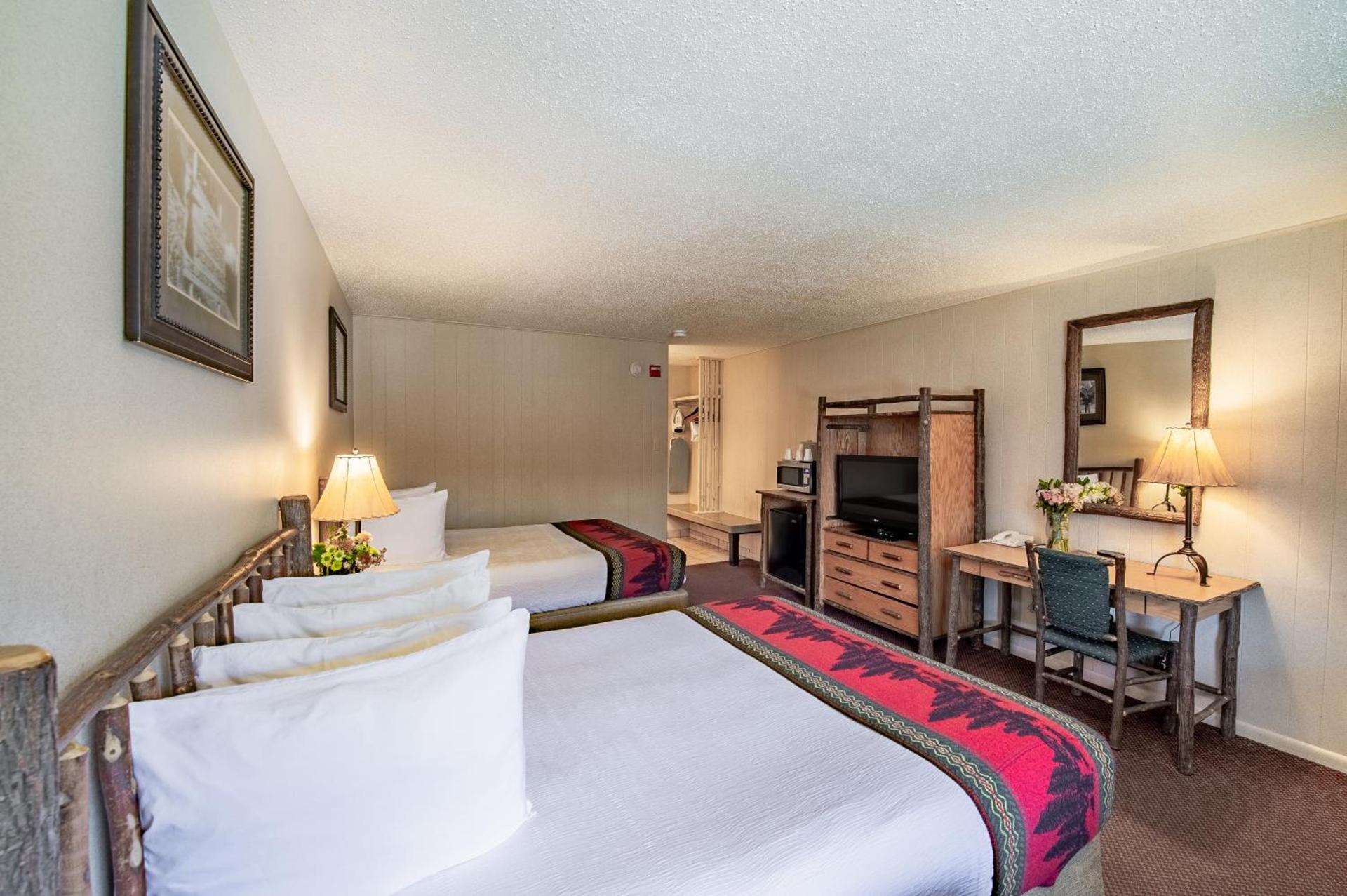 Antler Inn photo 32