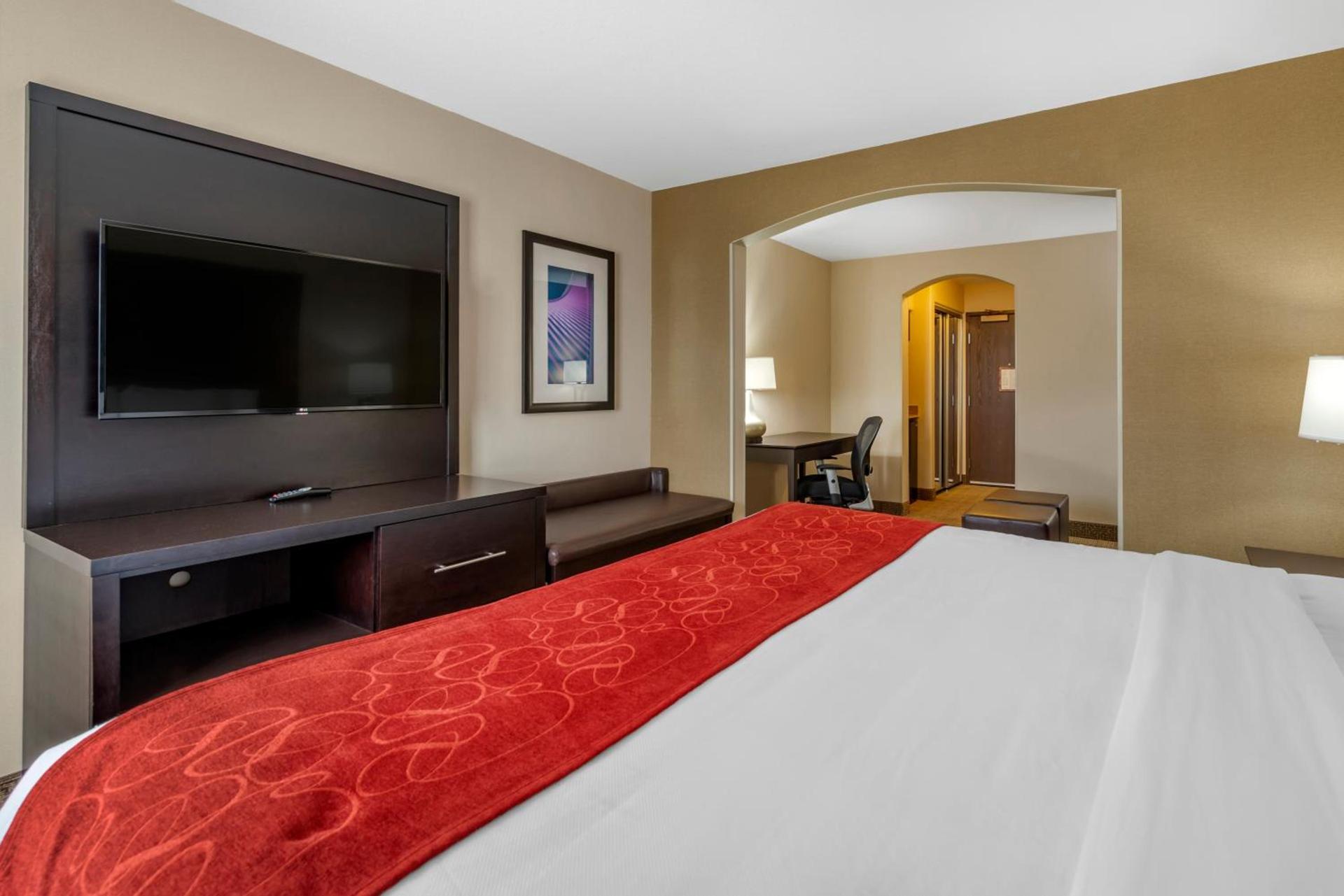 Comfort Suites Highlands Ranch Denver Tech Center Area photo 34
