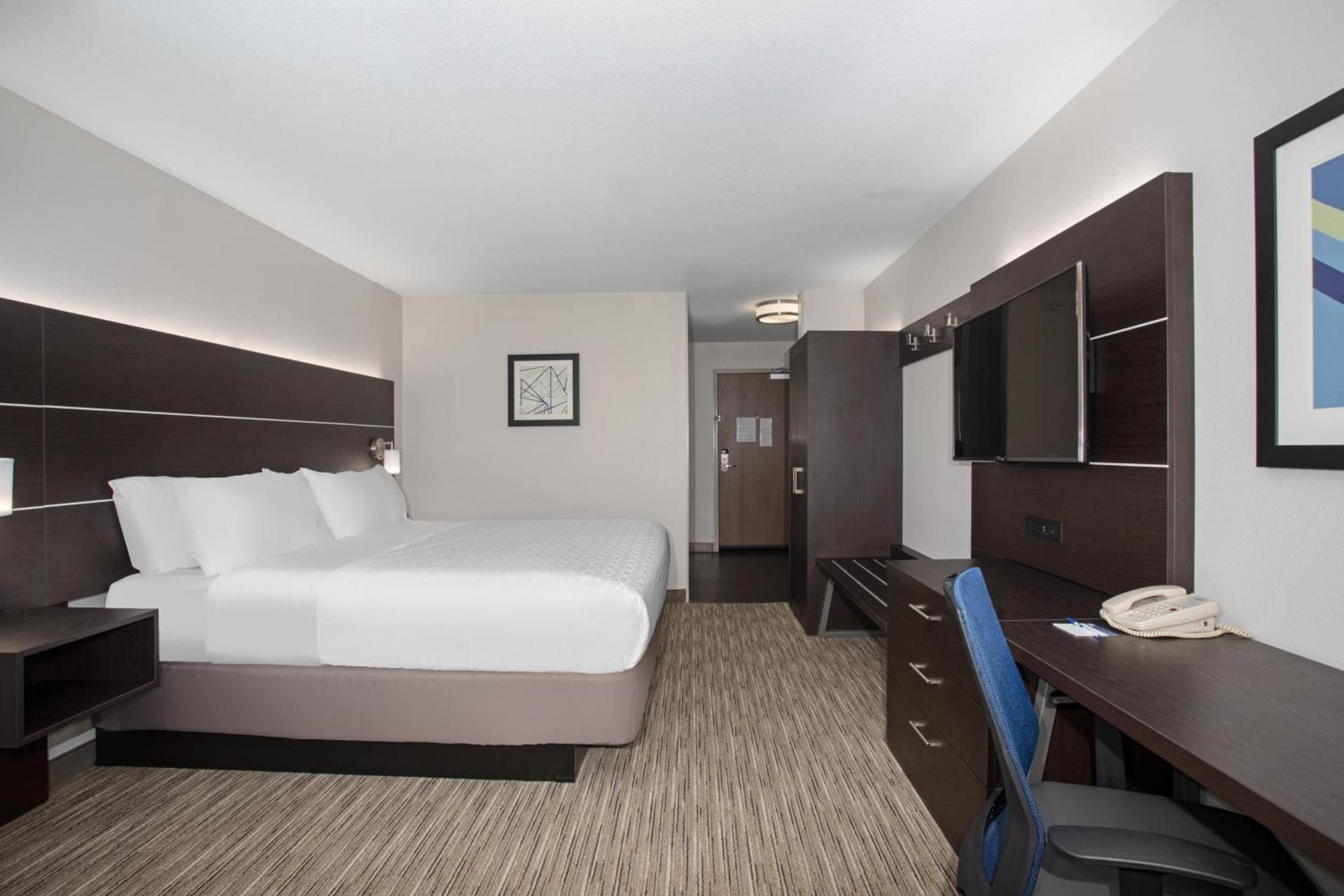 Holiday Inn Express Hotel & Suites Longmont by IHG photo 84