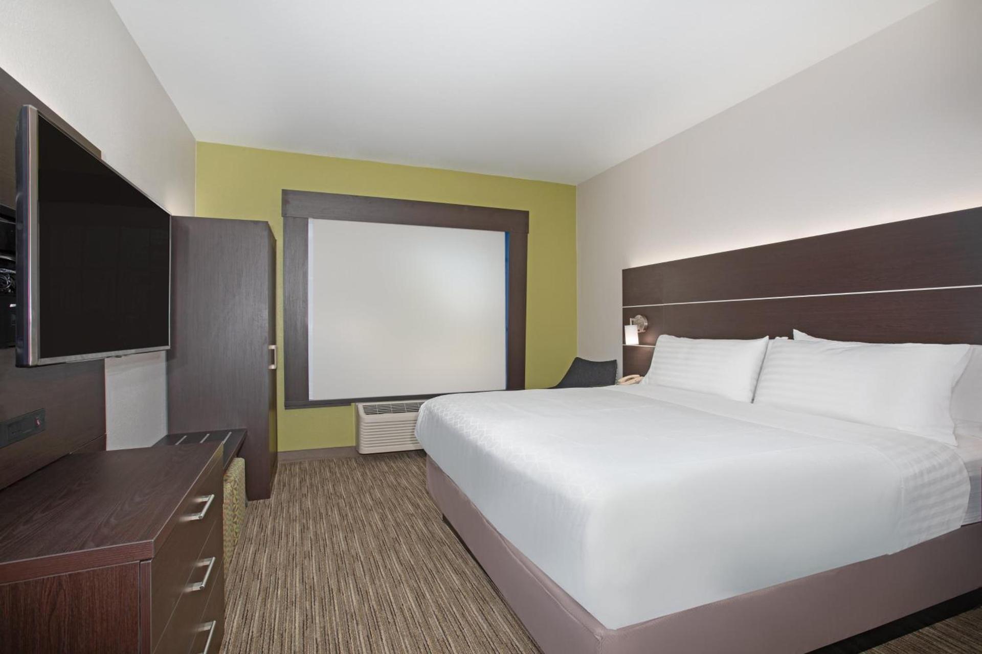 Holiday Inn Express Hotel & Suites Longmont by IHG photo 72