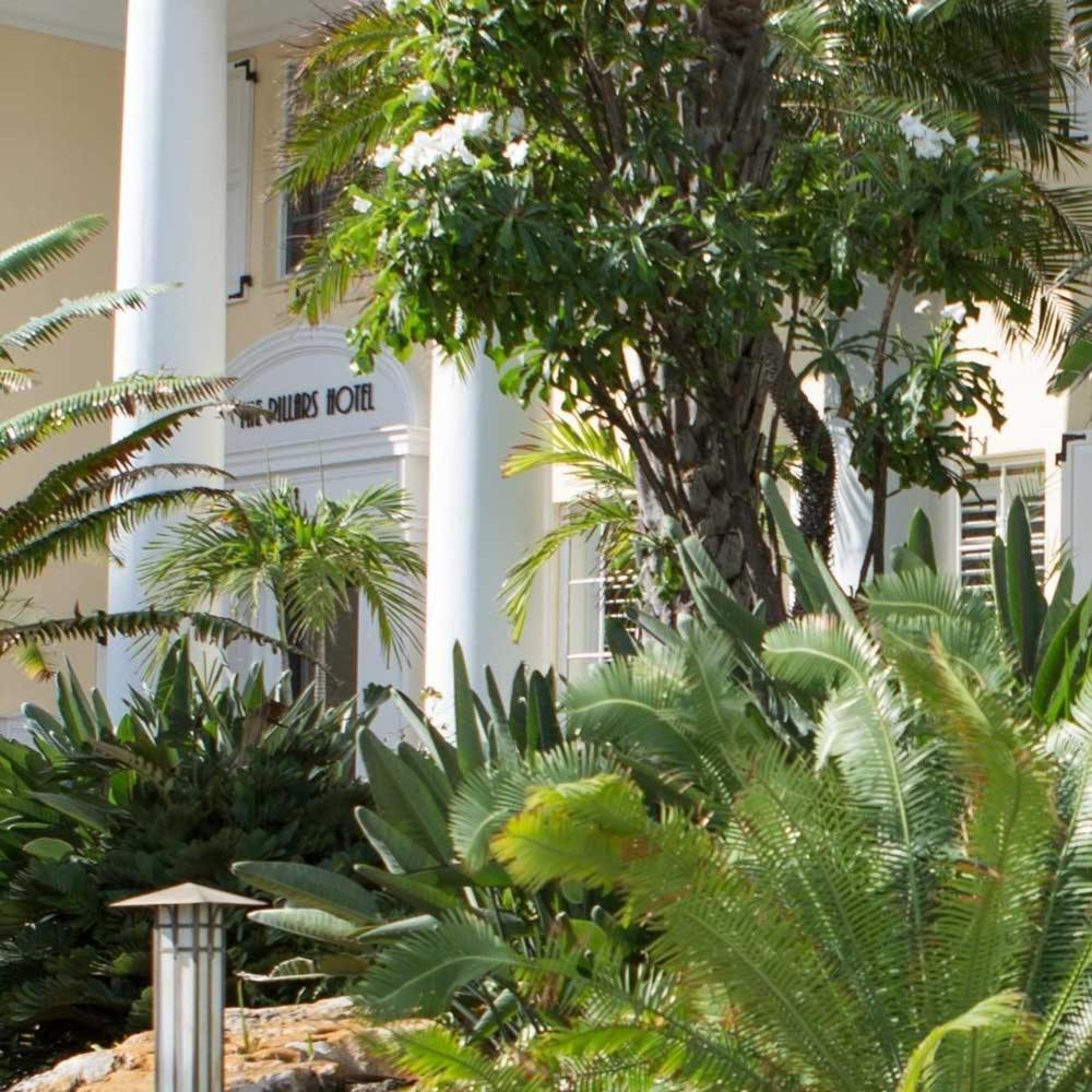 The Pillars Hotel & Club photo 1