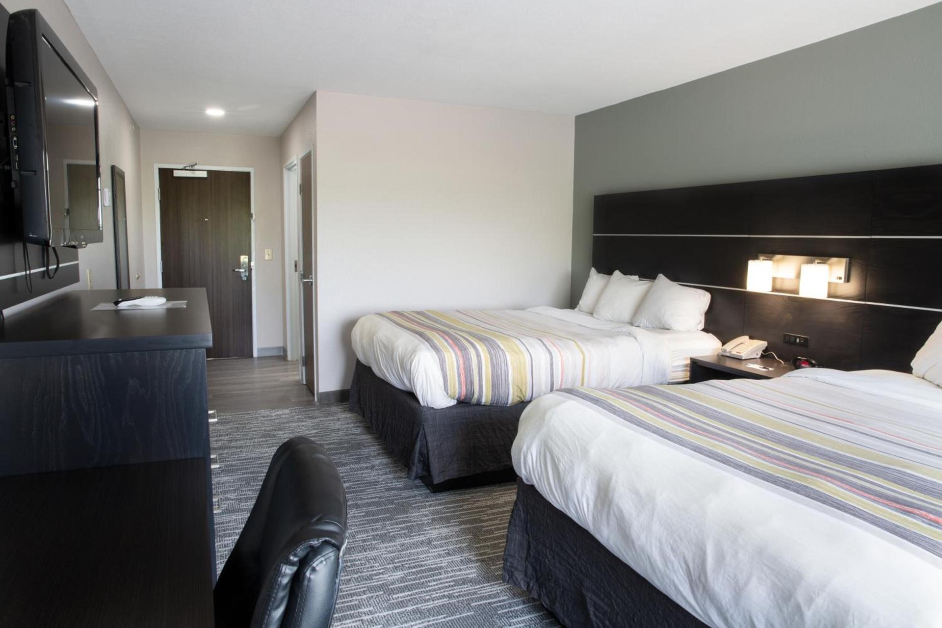 Country Inn & Suites by Radisson, Columbus West, OH photo 39