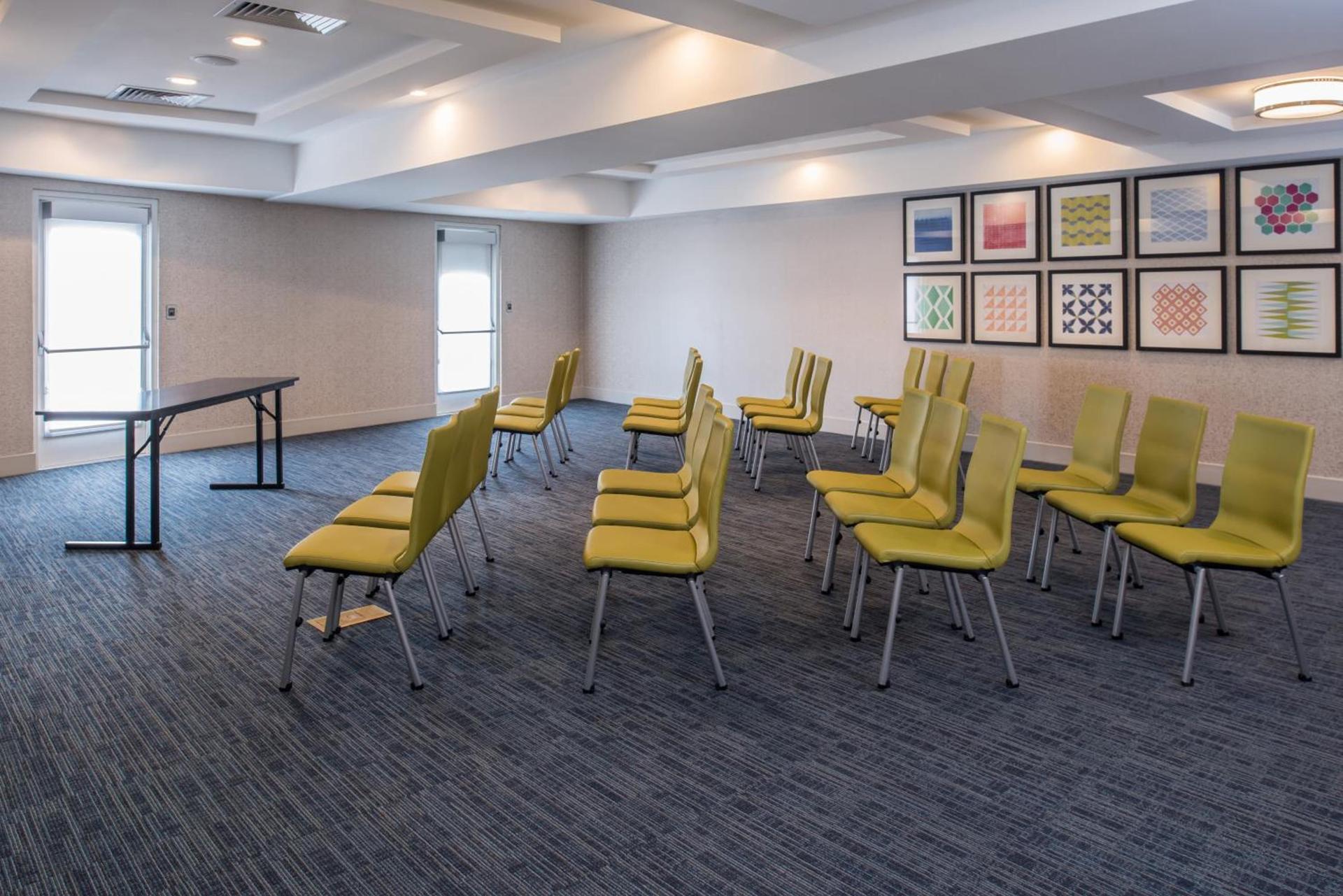 Holiday Inn Express Sierra Vista by IHG photo 32