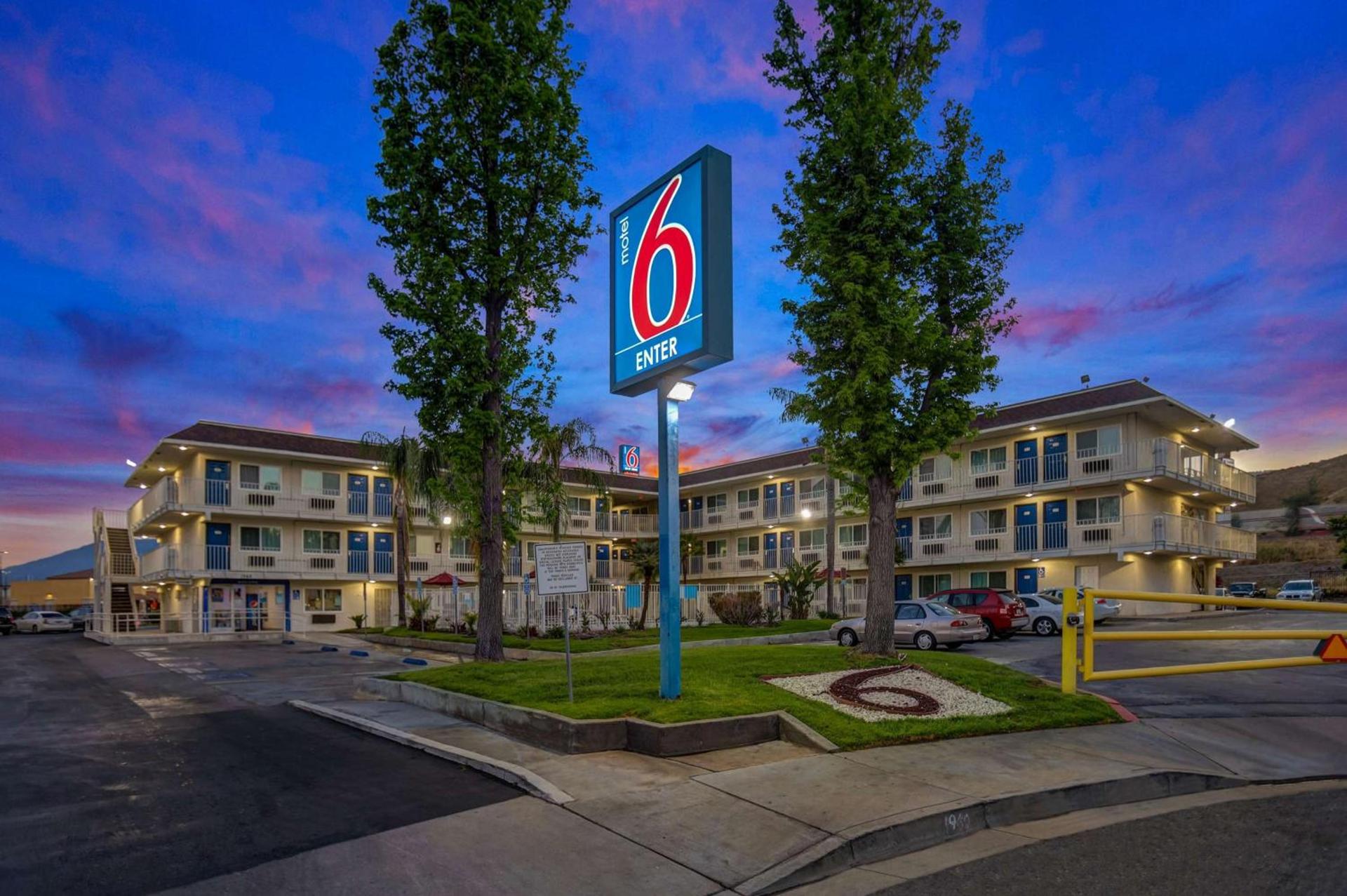 Motel 6-San Bernardino, CA - North photo 1