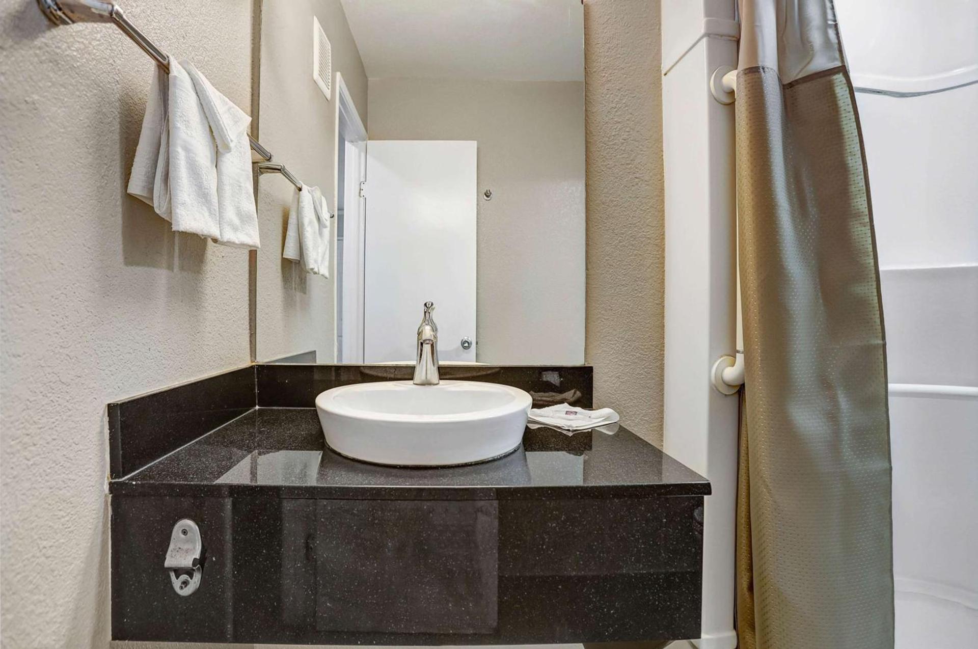 Motel 6-San Bernardino, CA - South photo 21