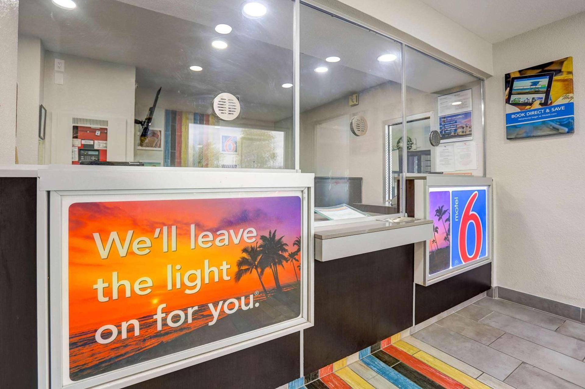 Motel 6-San Bernardino, CA - South photo 23