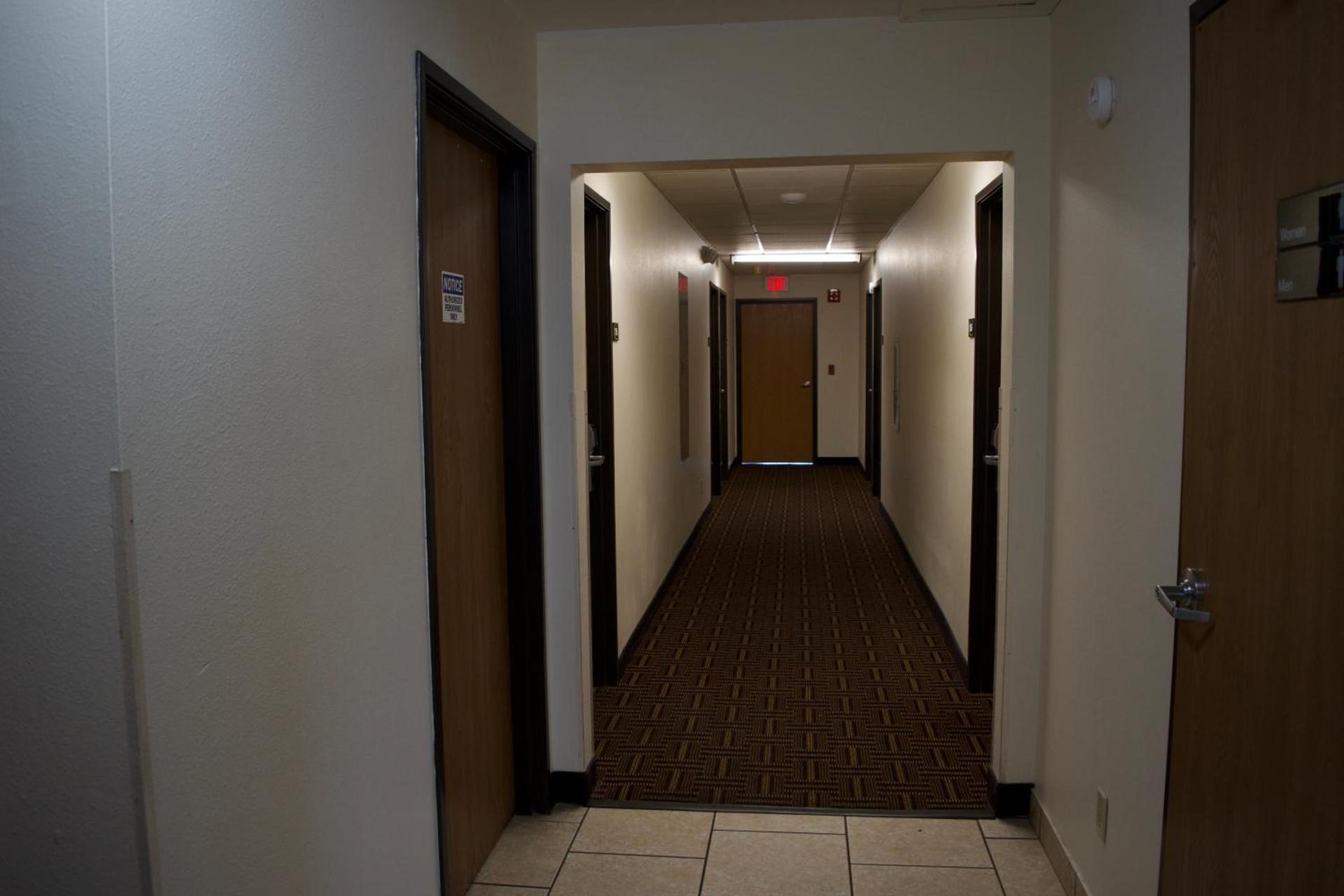 AmeriVu Inn and Suites Shawano WI photo 17
