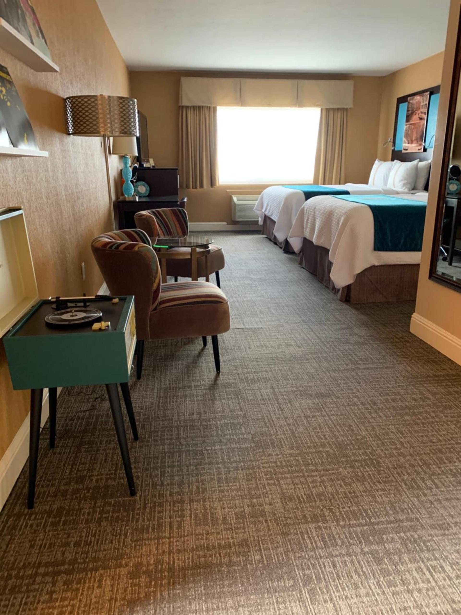 The Dylan Hotel at SFO photo 40