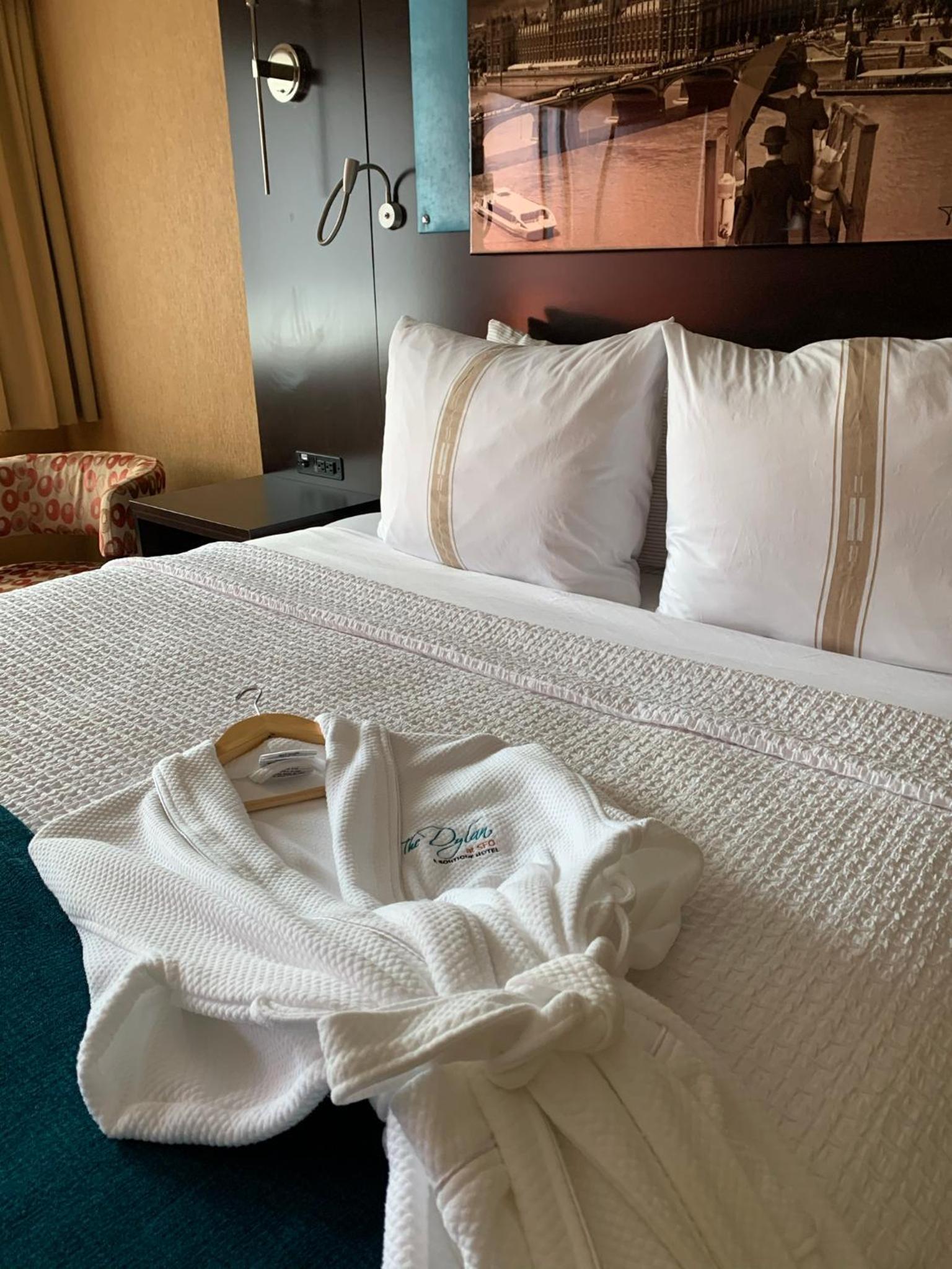 The Dylan Hotel at SFO photo 24