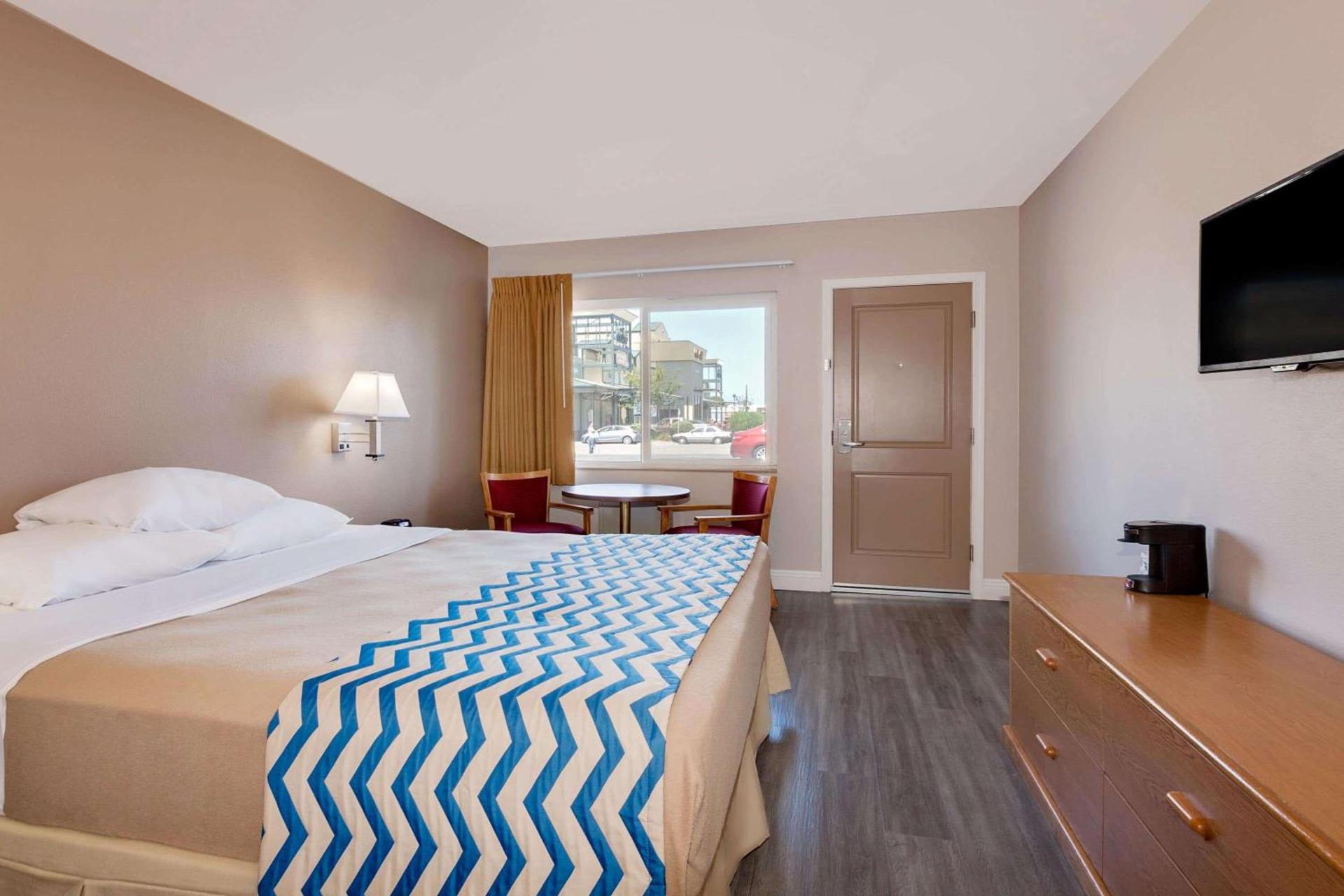 Travelodge by Wyndham Eureka photo 15