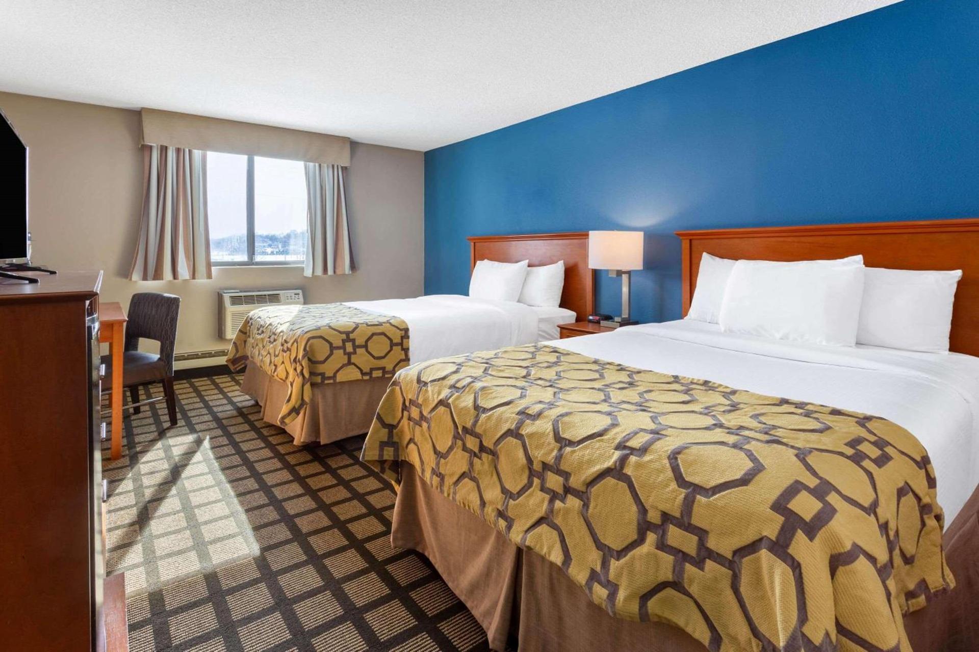 Baymont by Wyndham Rochester Mayo Clinic Area photo 8