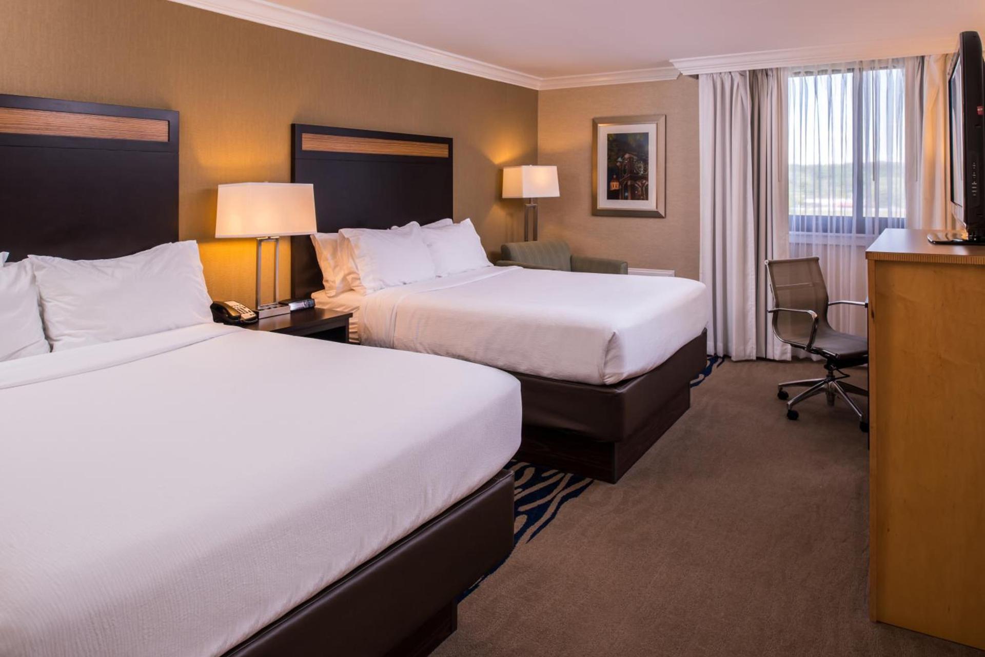 Doubletree By Hilton Concord Downtown photo 18