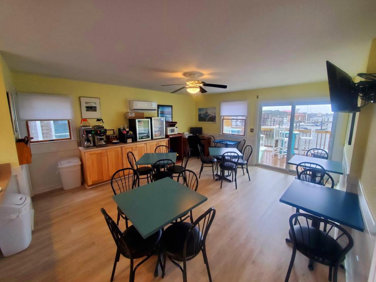 The Ocracoke Harbor Inn photo 31