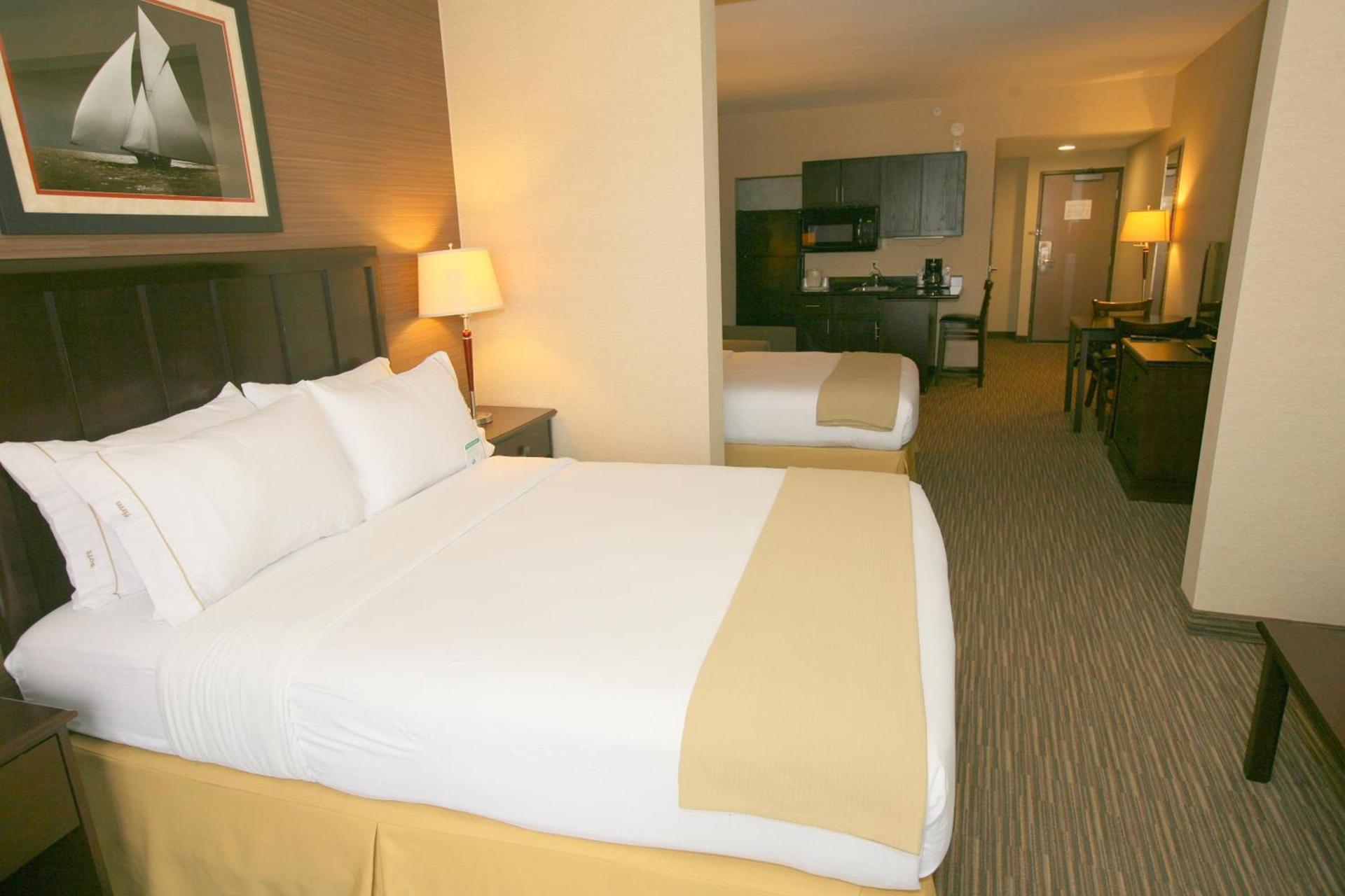 Holiday Inn Express San Diego South - Chula Vista by IHG photo 68