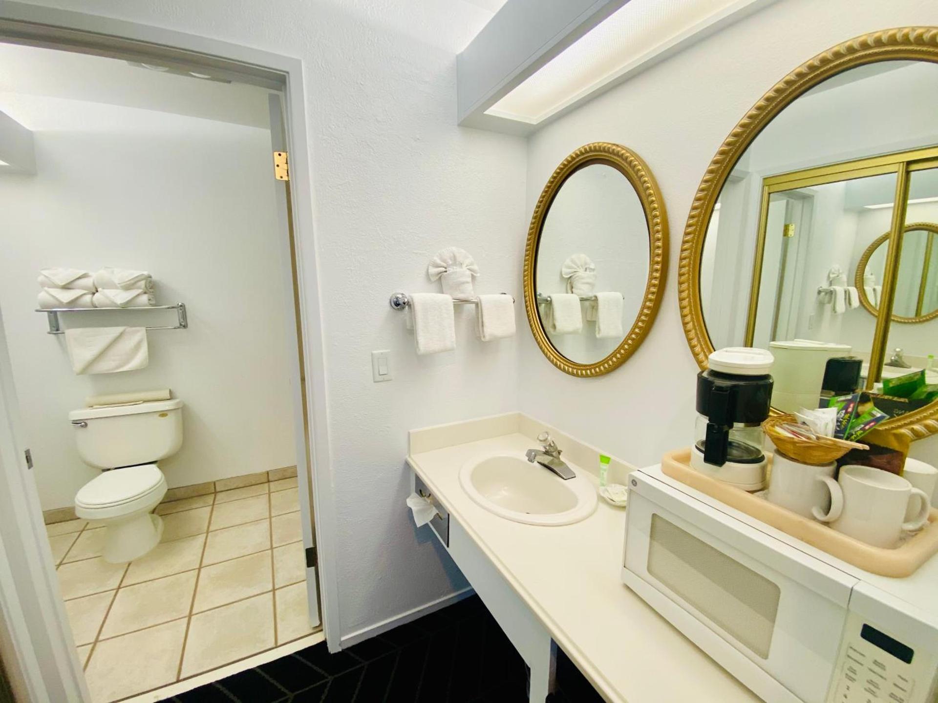 Masterpiece Hotel photo 33