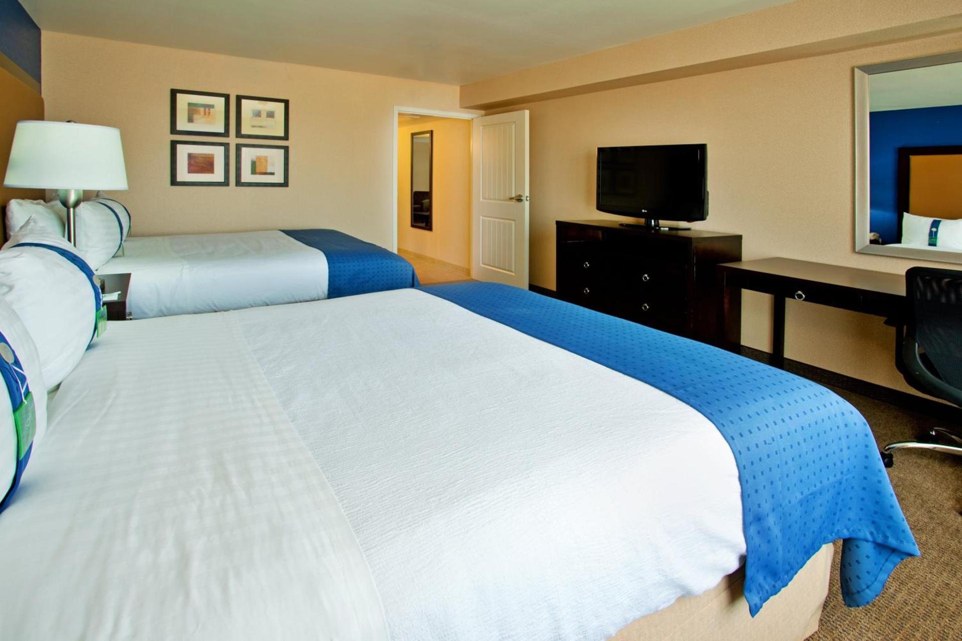 Holiday Inn & Suites Phoenix Airport by IHG photo 16