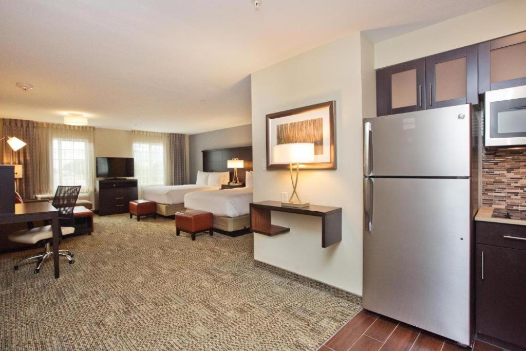 Staybridge Suites Austin South Interstate Hwy 35 by IHG photo 7