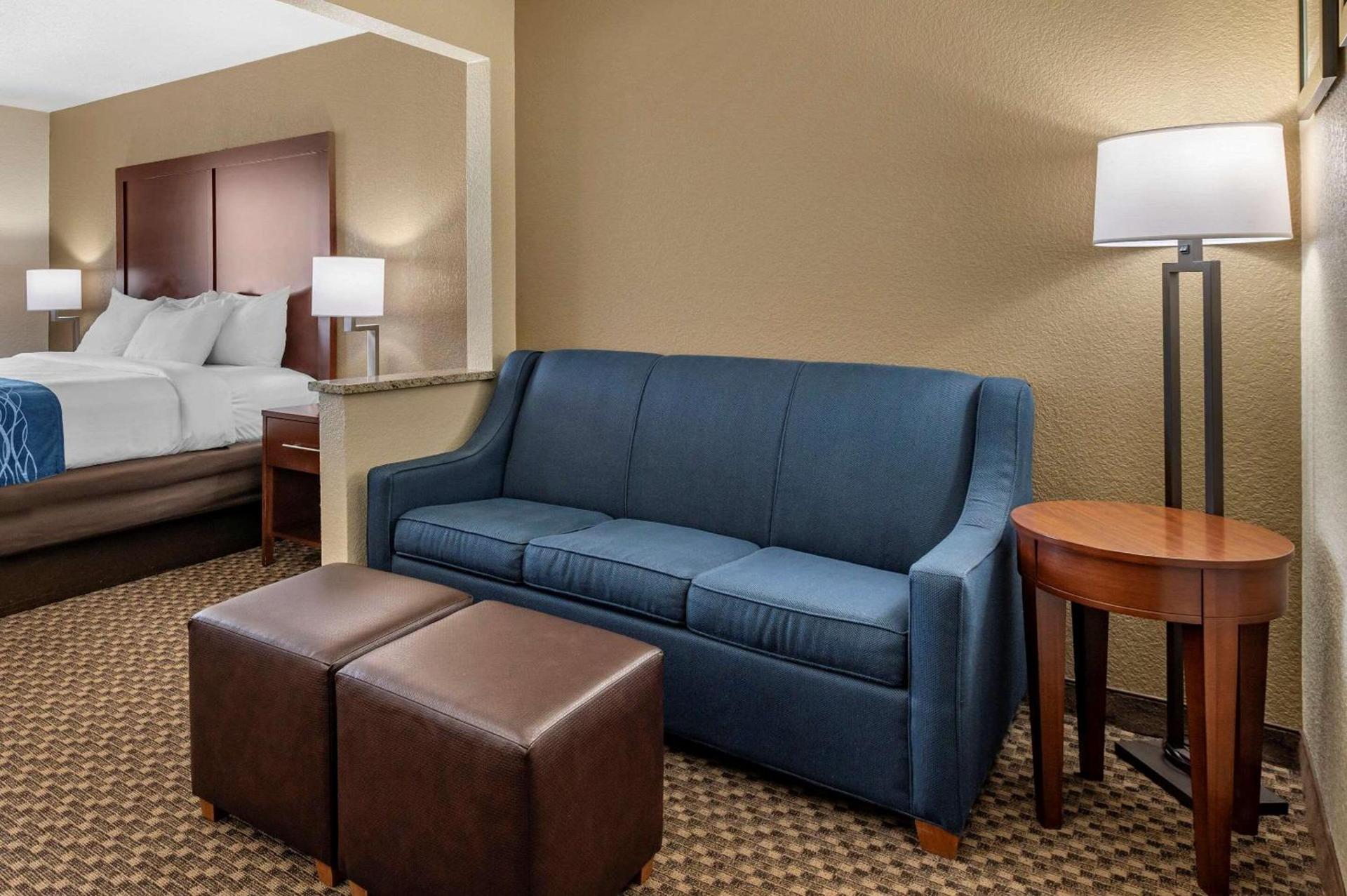 Comfort Inn Near Kokomo Speedway photo 36