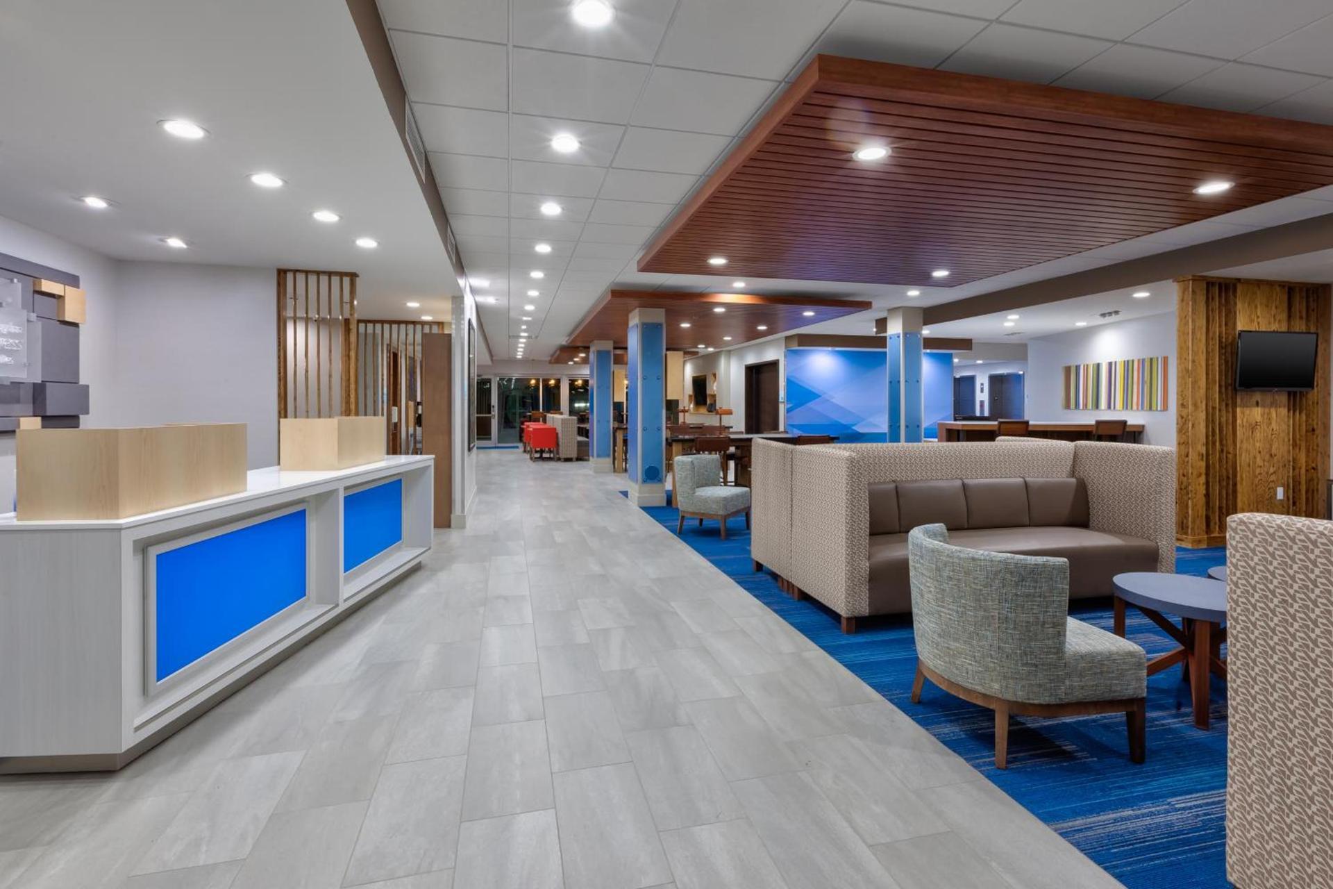 Holiday Inn Express & Suites Wooster by IHG photo 19