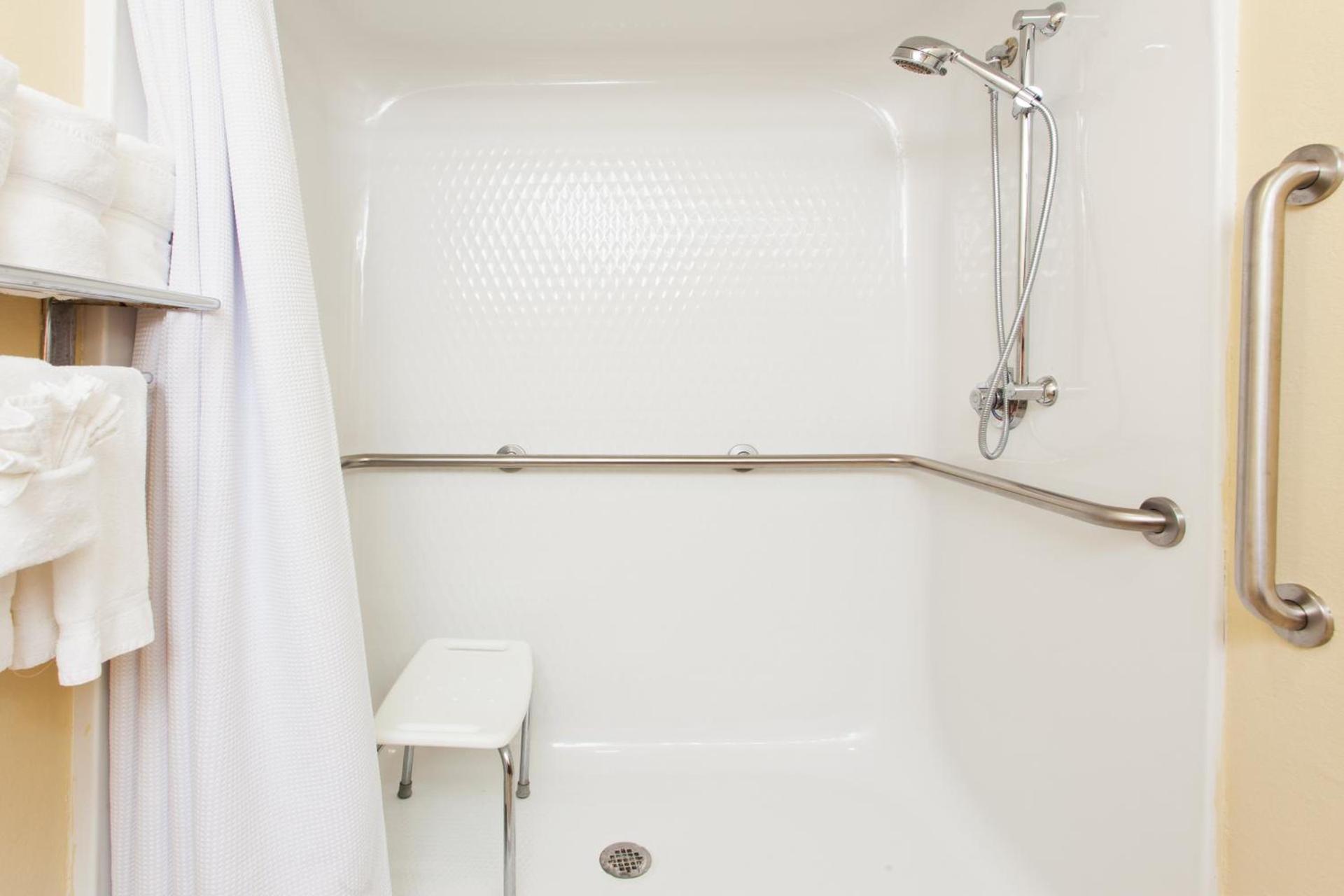 Holiday Inn Express North Myrtle Beach - Little River by IHG photo 38