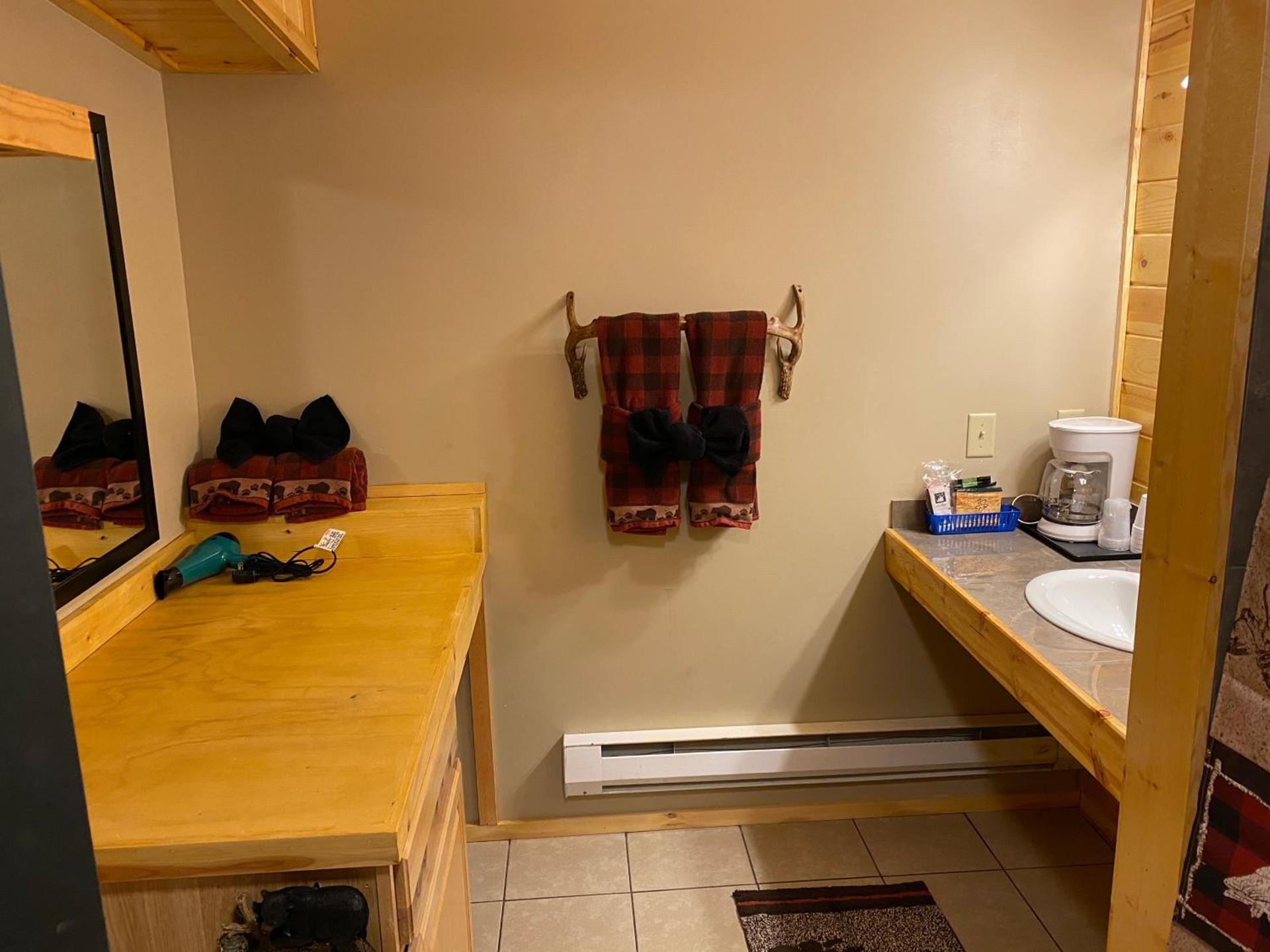 The Fishing Bear Lodge photo 22