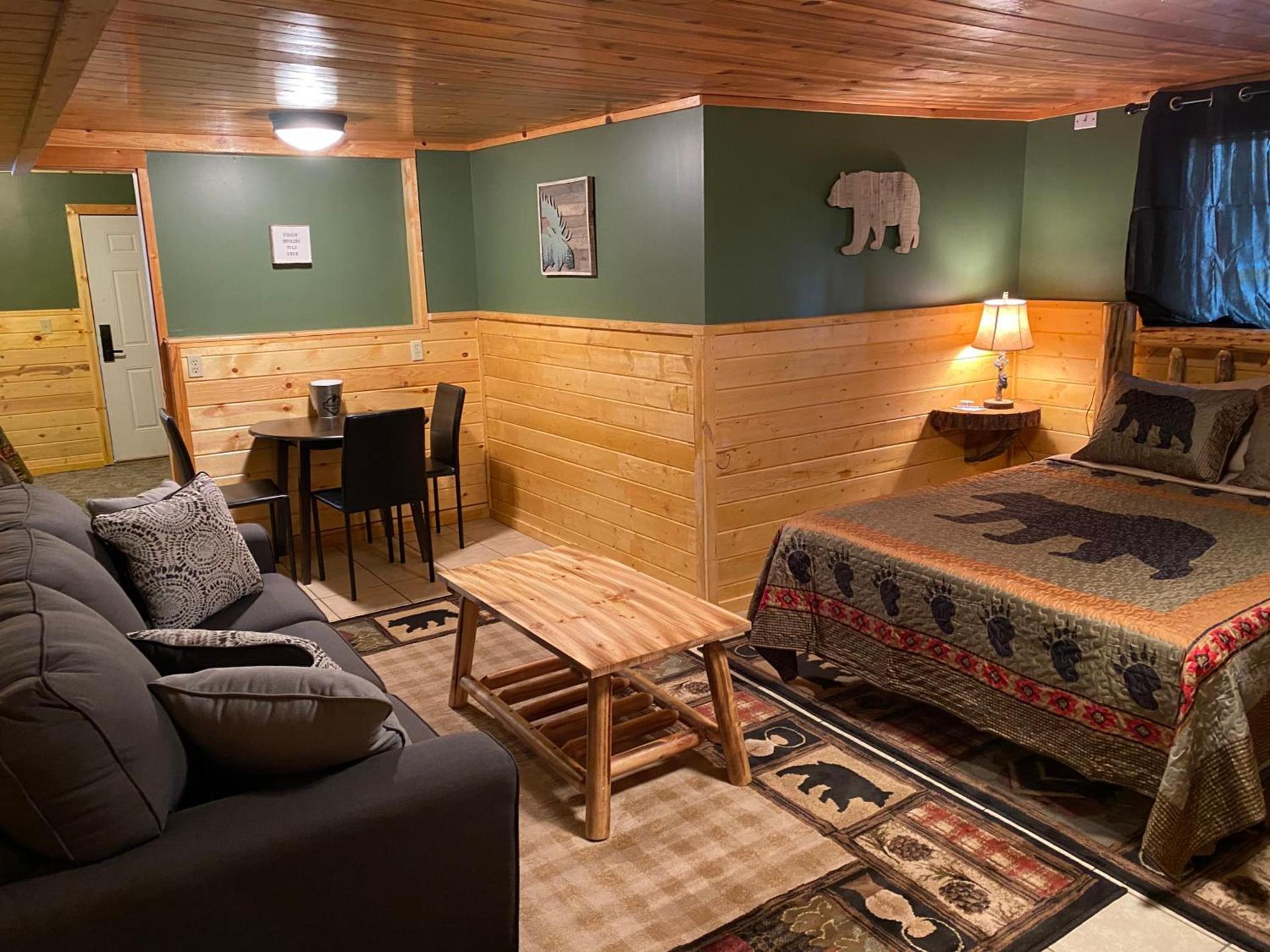 The Fishing Bear Lodge photo 14