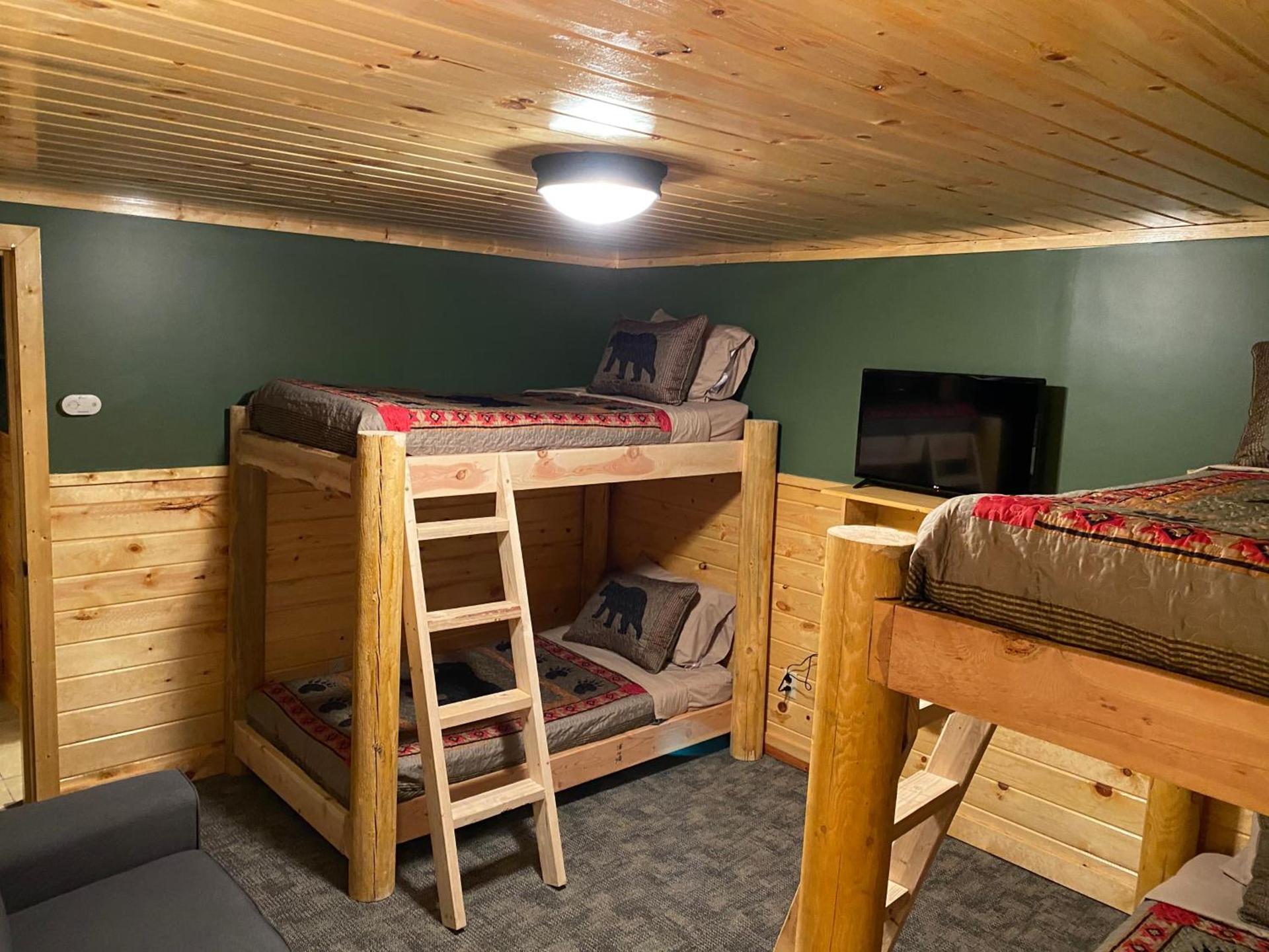 The Fishing Bear Lodge photo 18