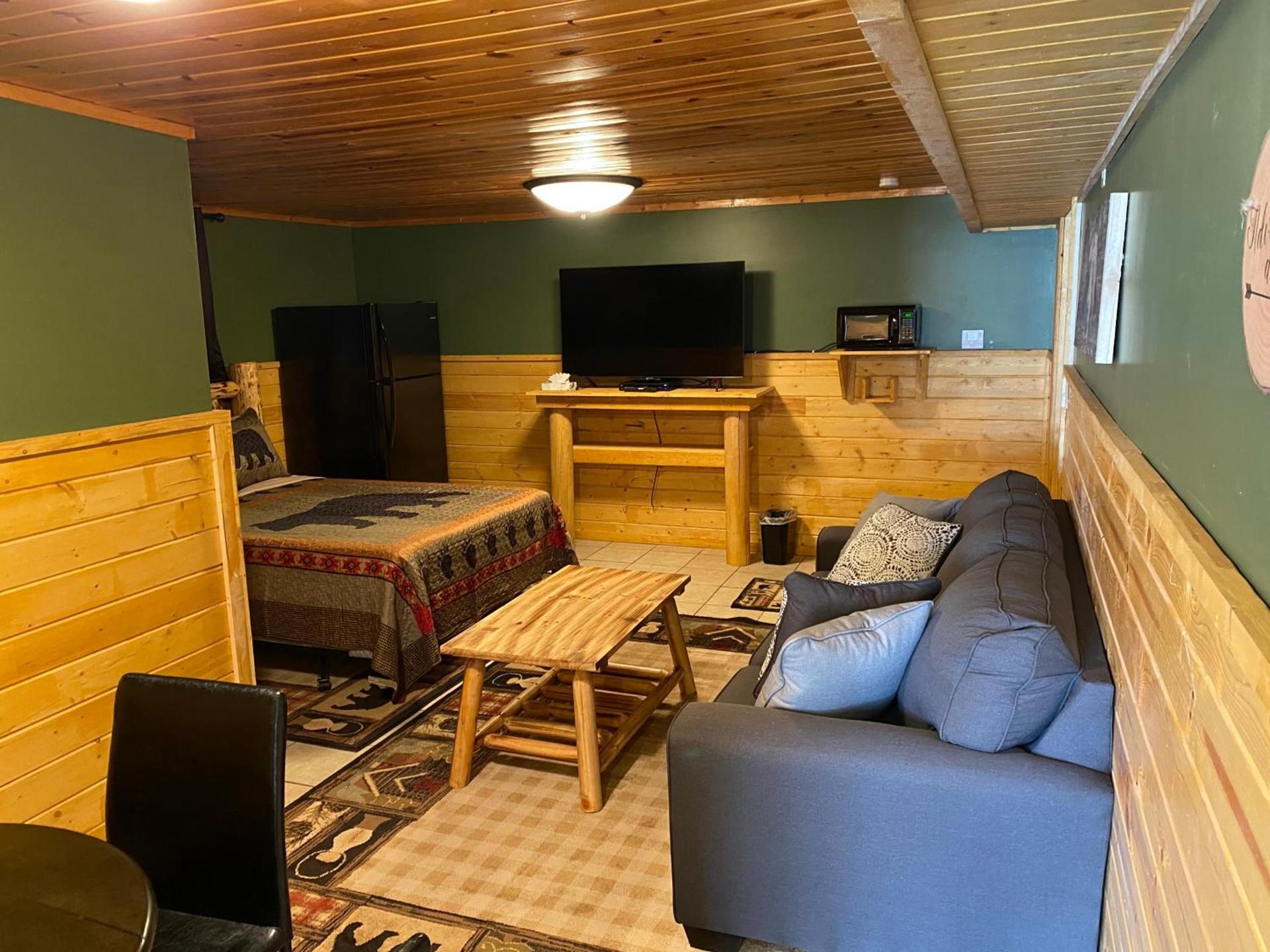 The Fishing Bear Lodge photo 16