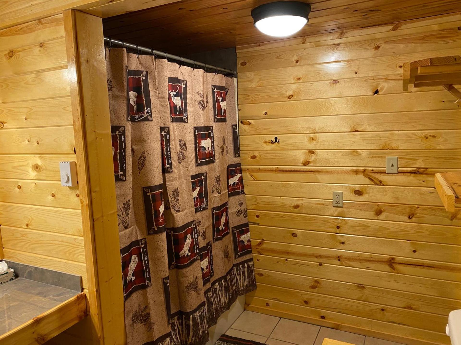 The Fishing Bear Lodge photo 21