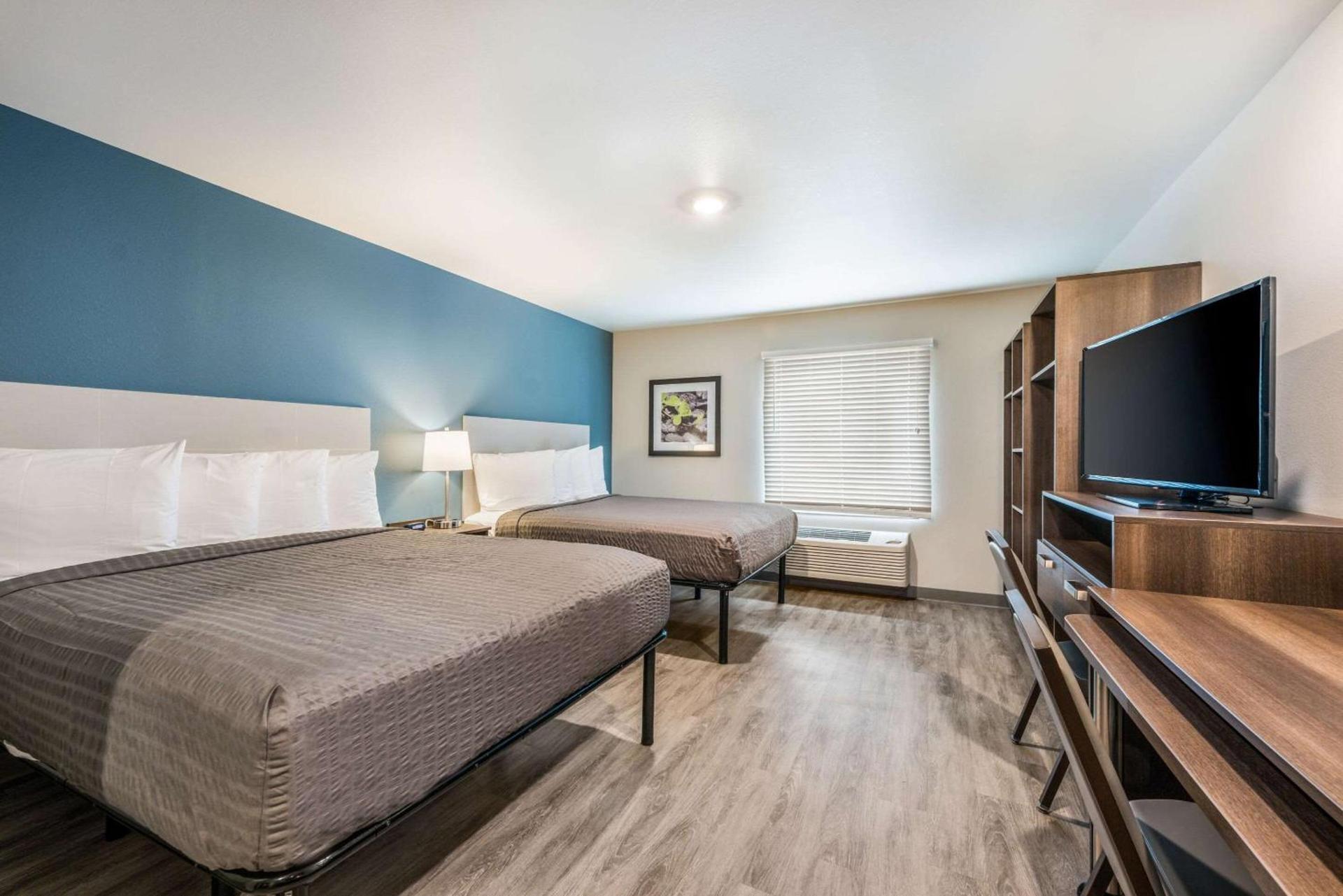 WoodSpring Suites Linden photo 20
