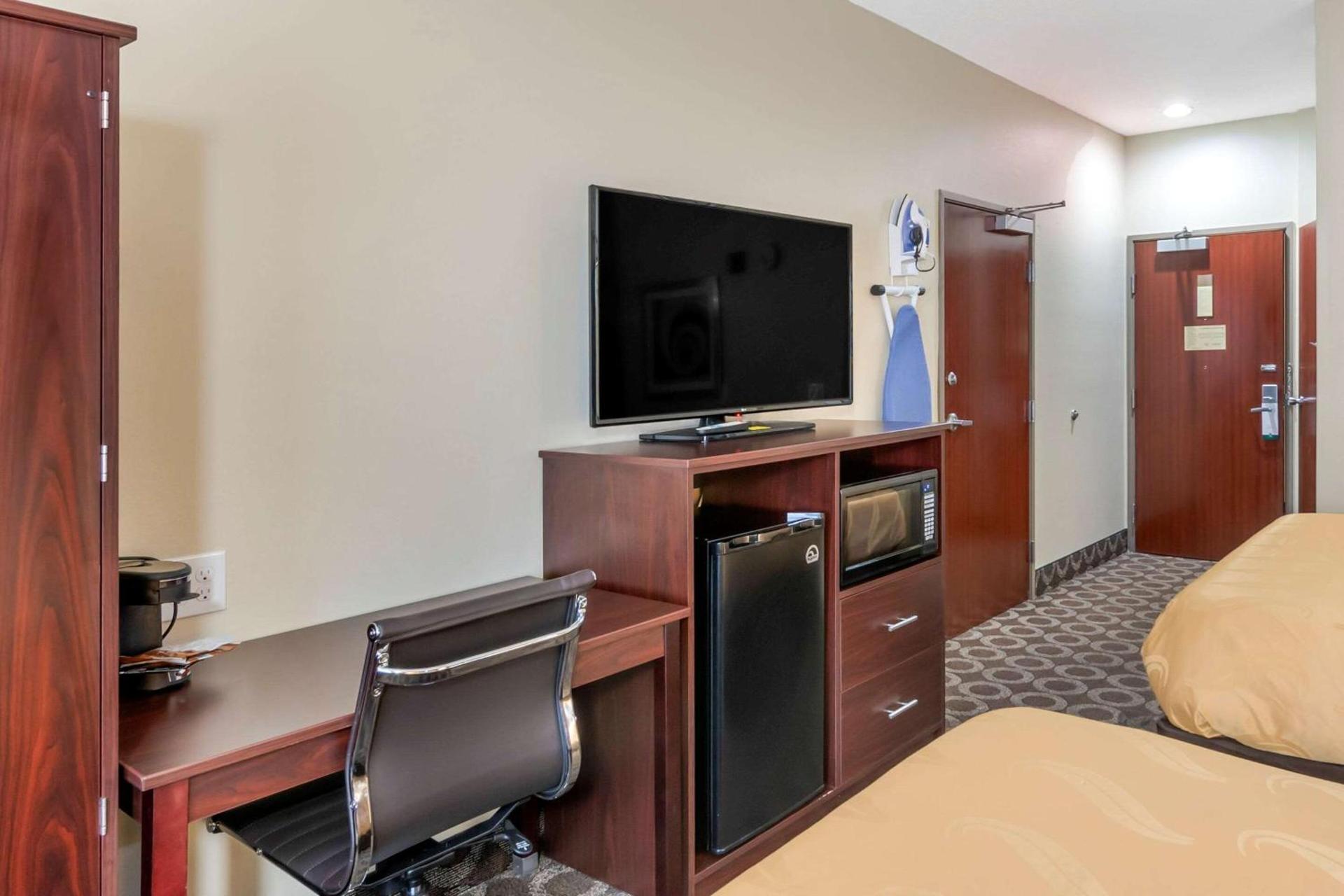 Quality Inn Overland Park Kansas City photo 10