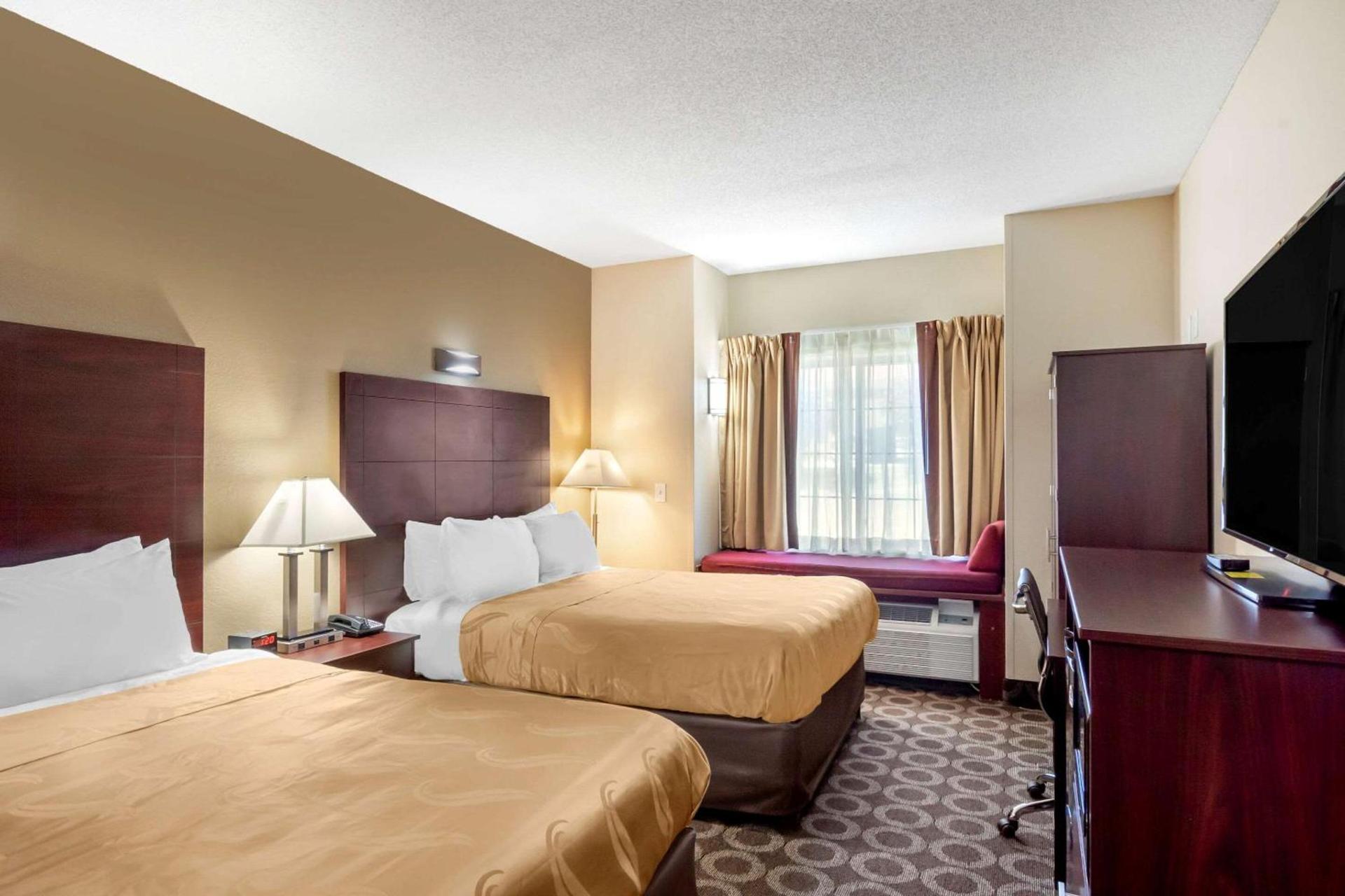 Quality Inn Overland Park Kansas City photo 11