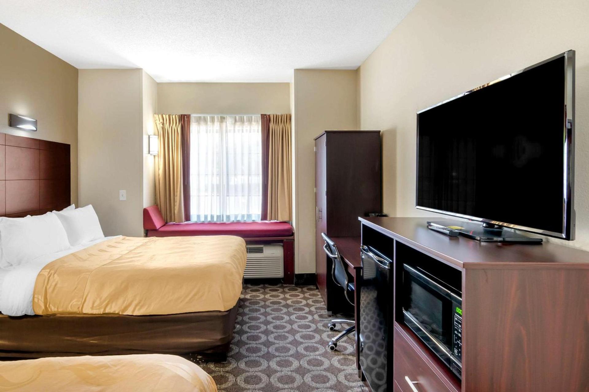 Quality Inn Overland Park Kansas City photo 18