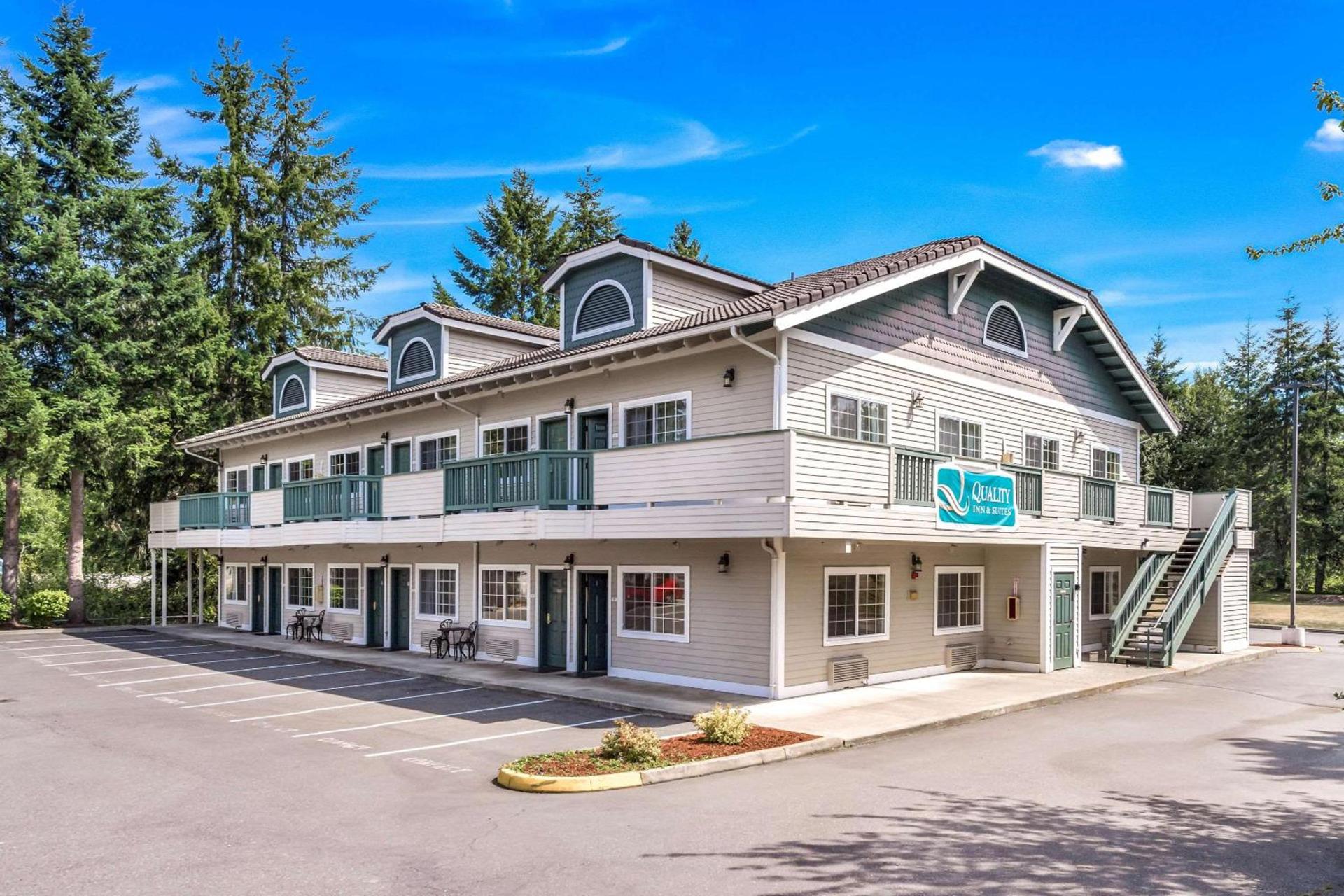 Quality Inn & Suites Bainbridge Island photo 51