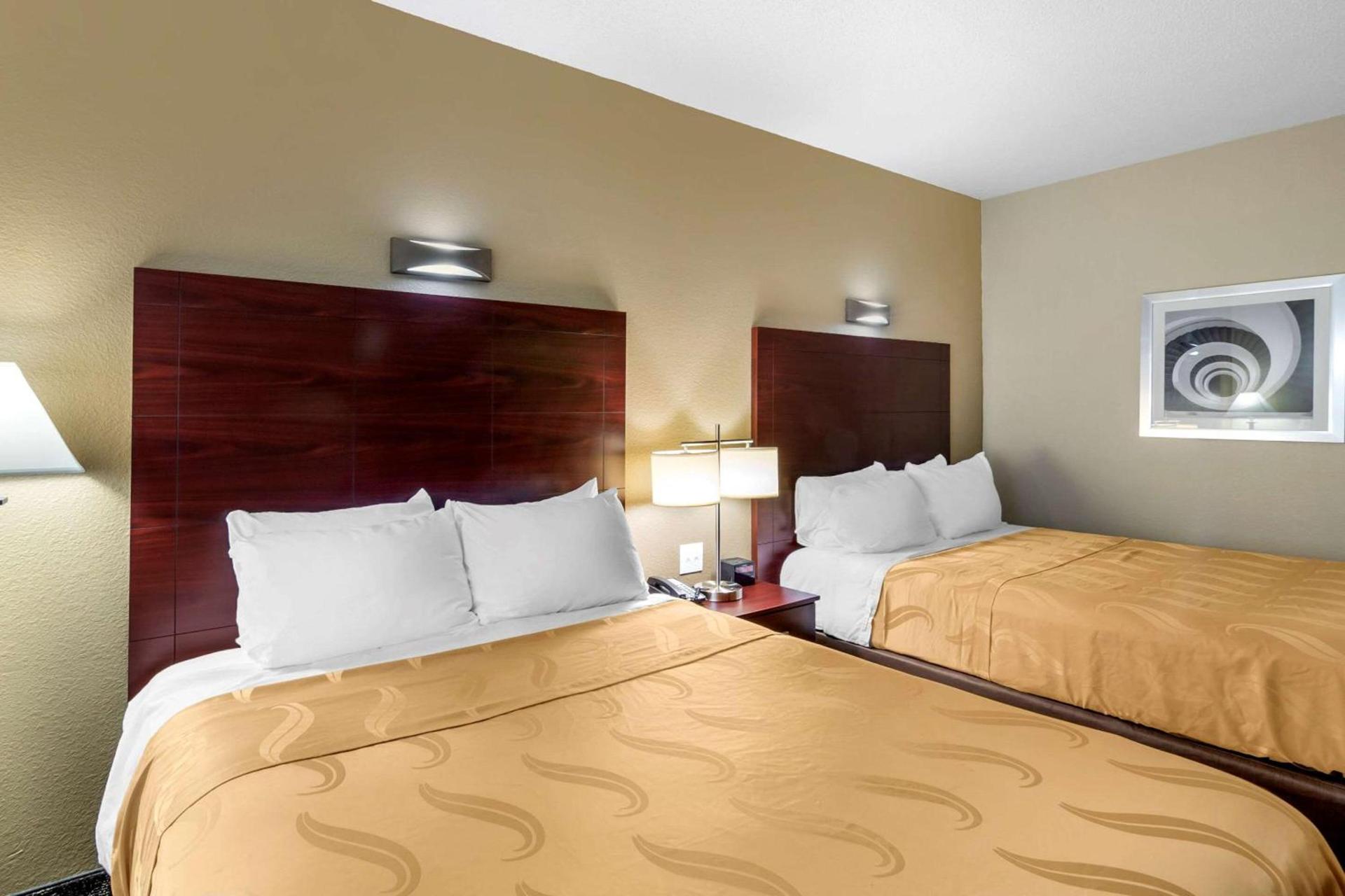 Quality Inn Overland Park Kansas City photo 25