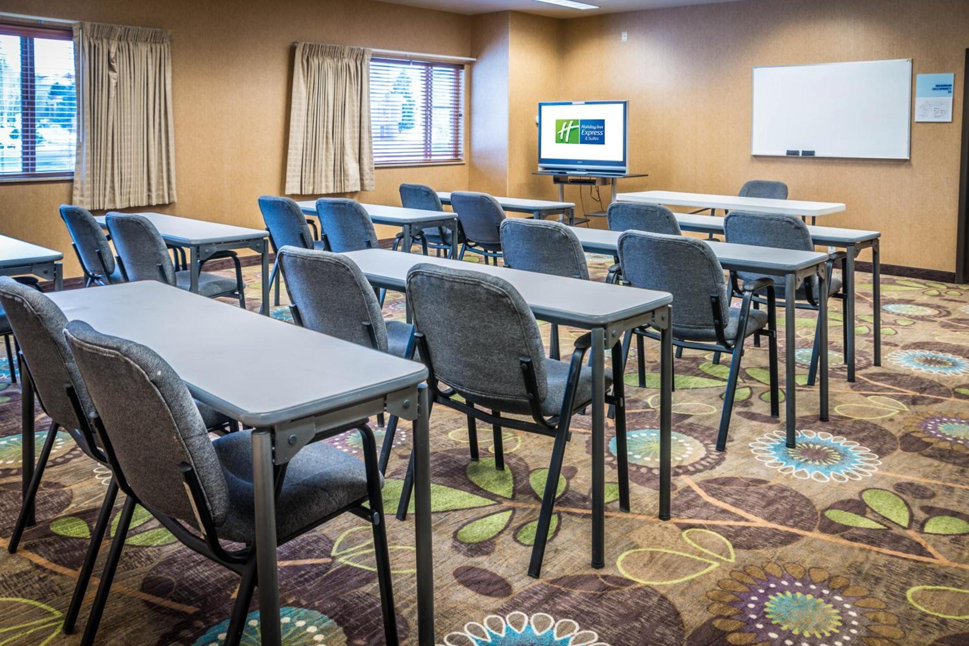 Holiday Inn Express Hotel & Suites Gunnison by IHG photo 69