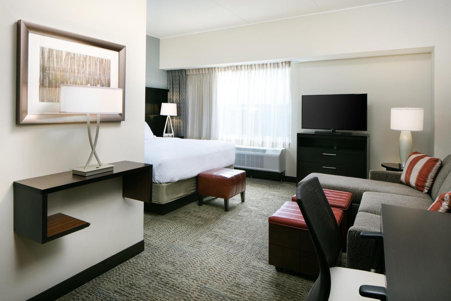Staybridge Suites Des Moines Downtown by IHG photo 36