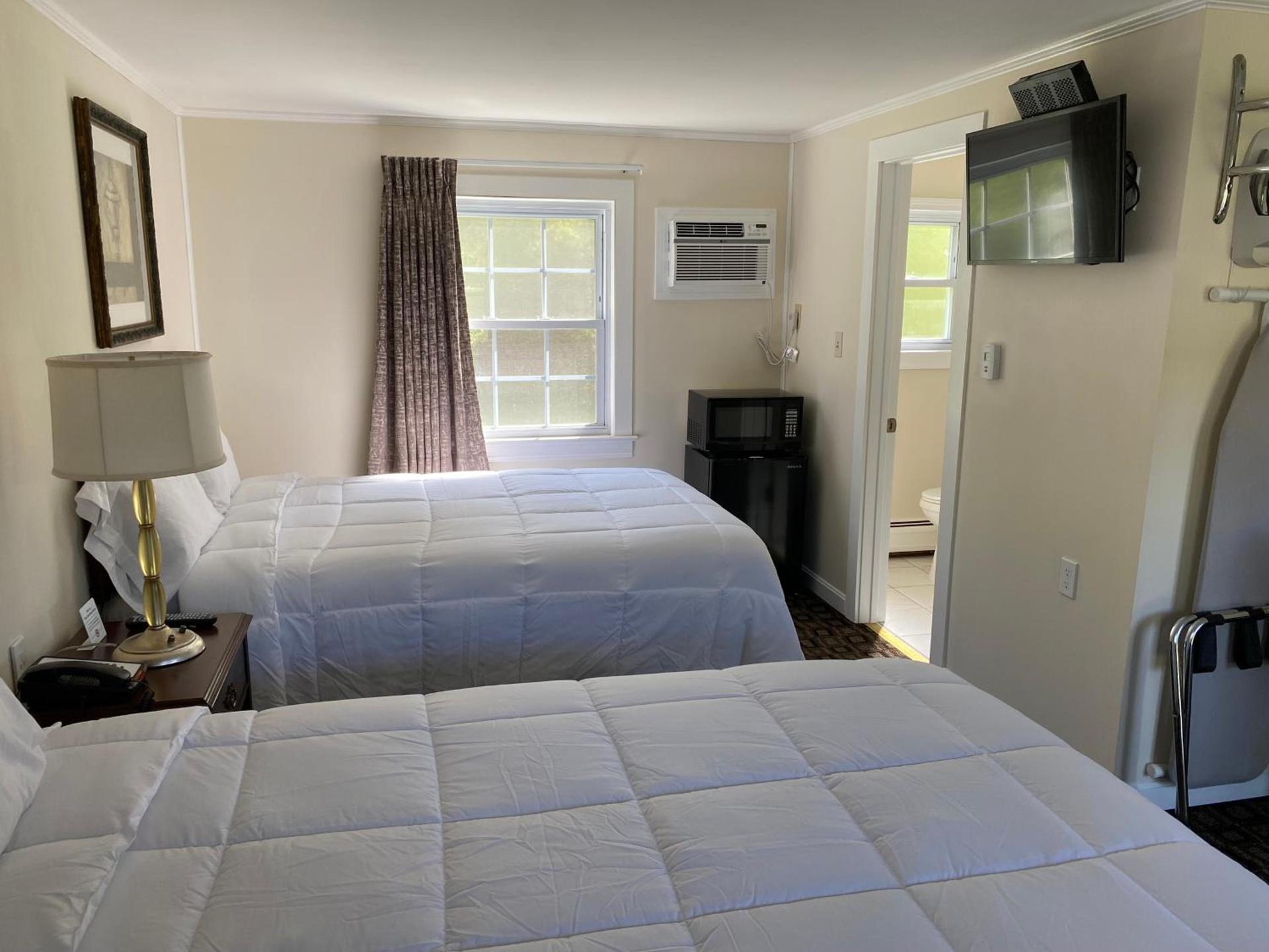 Villager Motel photo 18