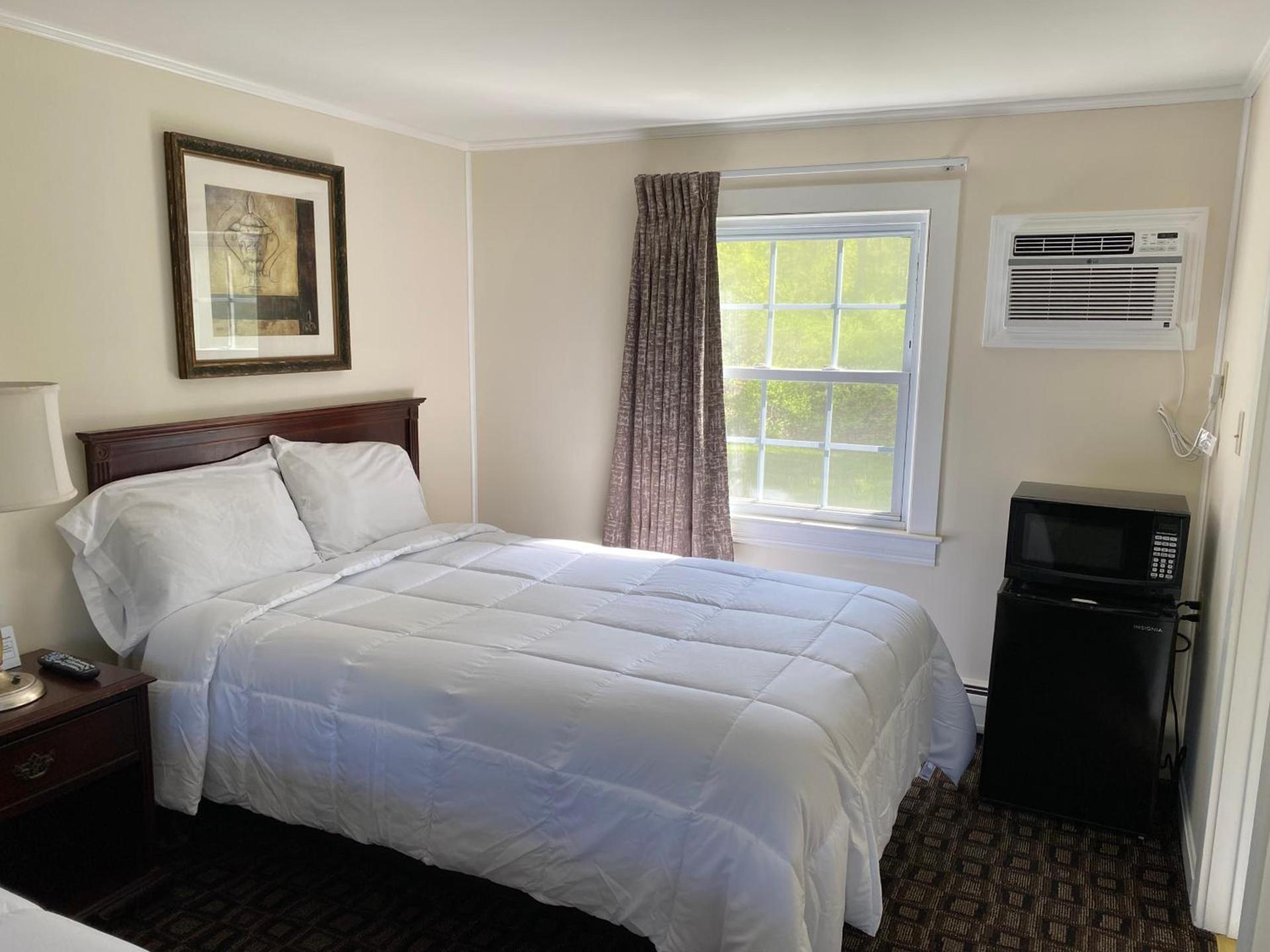 Villager Motel photo 10