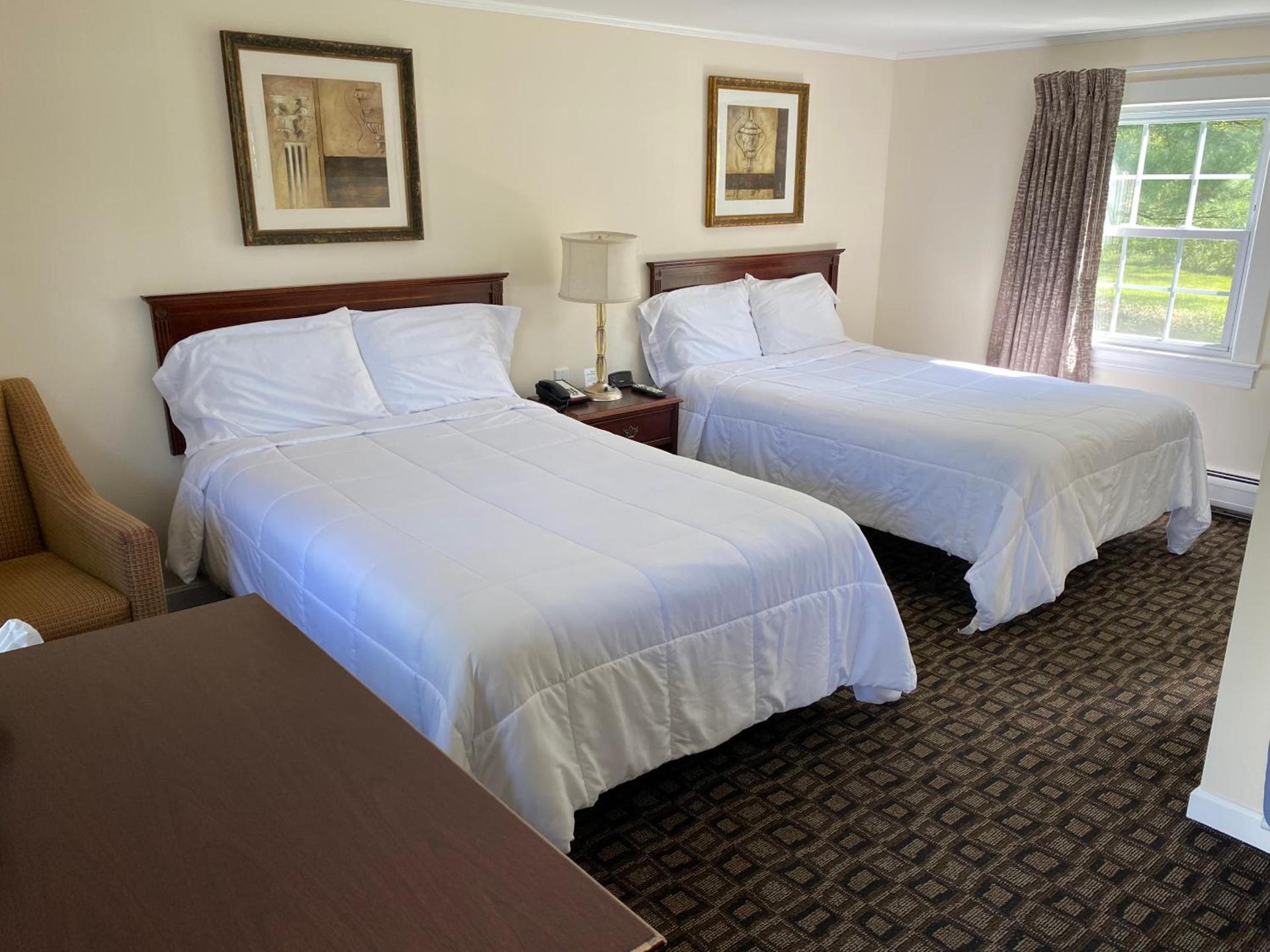Villager Motel photo 34