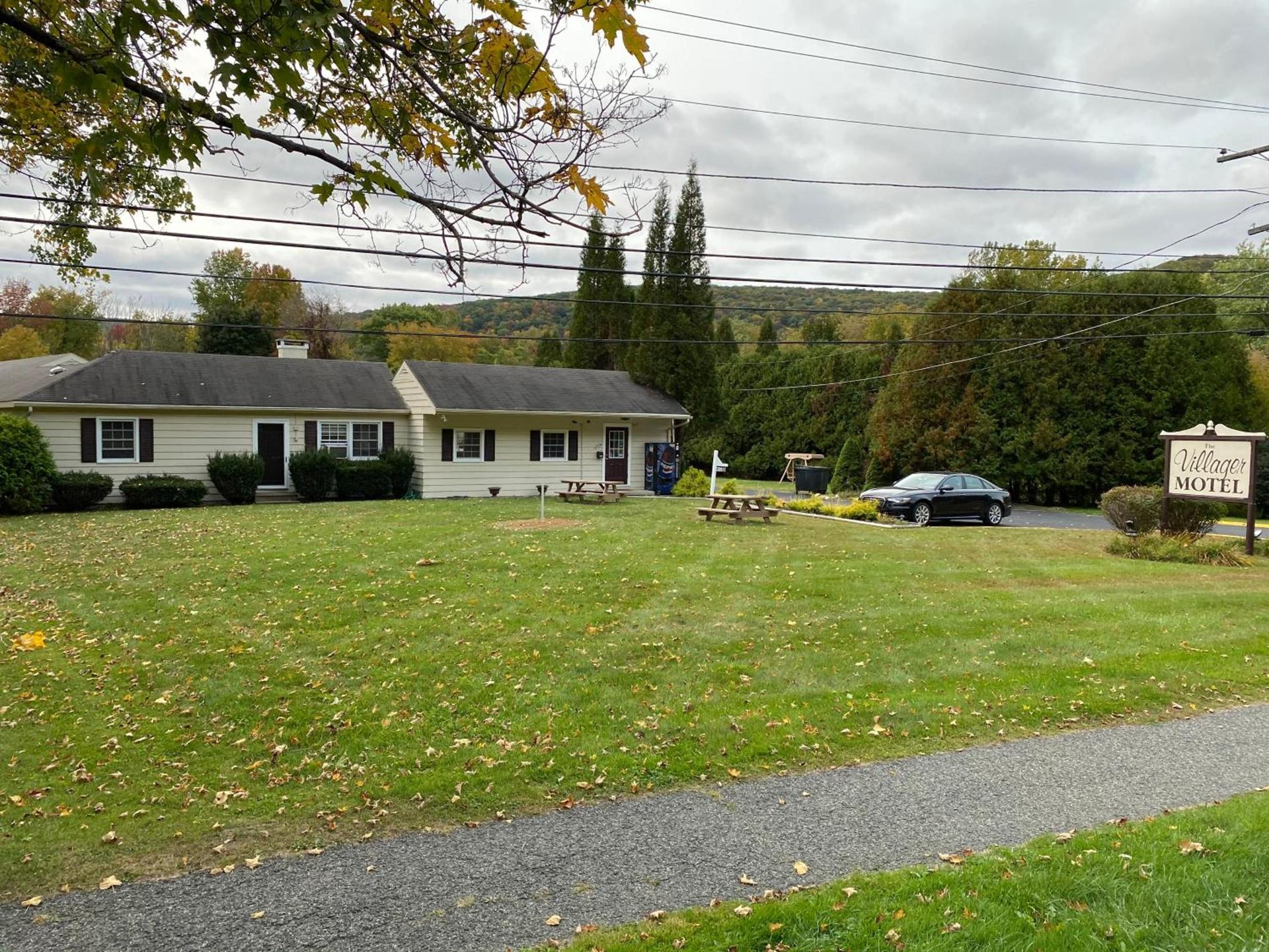 Villager Motel photo 21