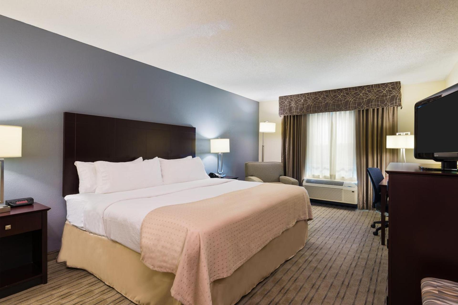 Holiday Inn Knoxville West - Cedar Bluff Rd by IHG photo 37