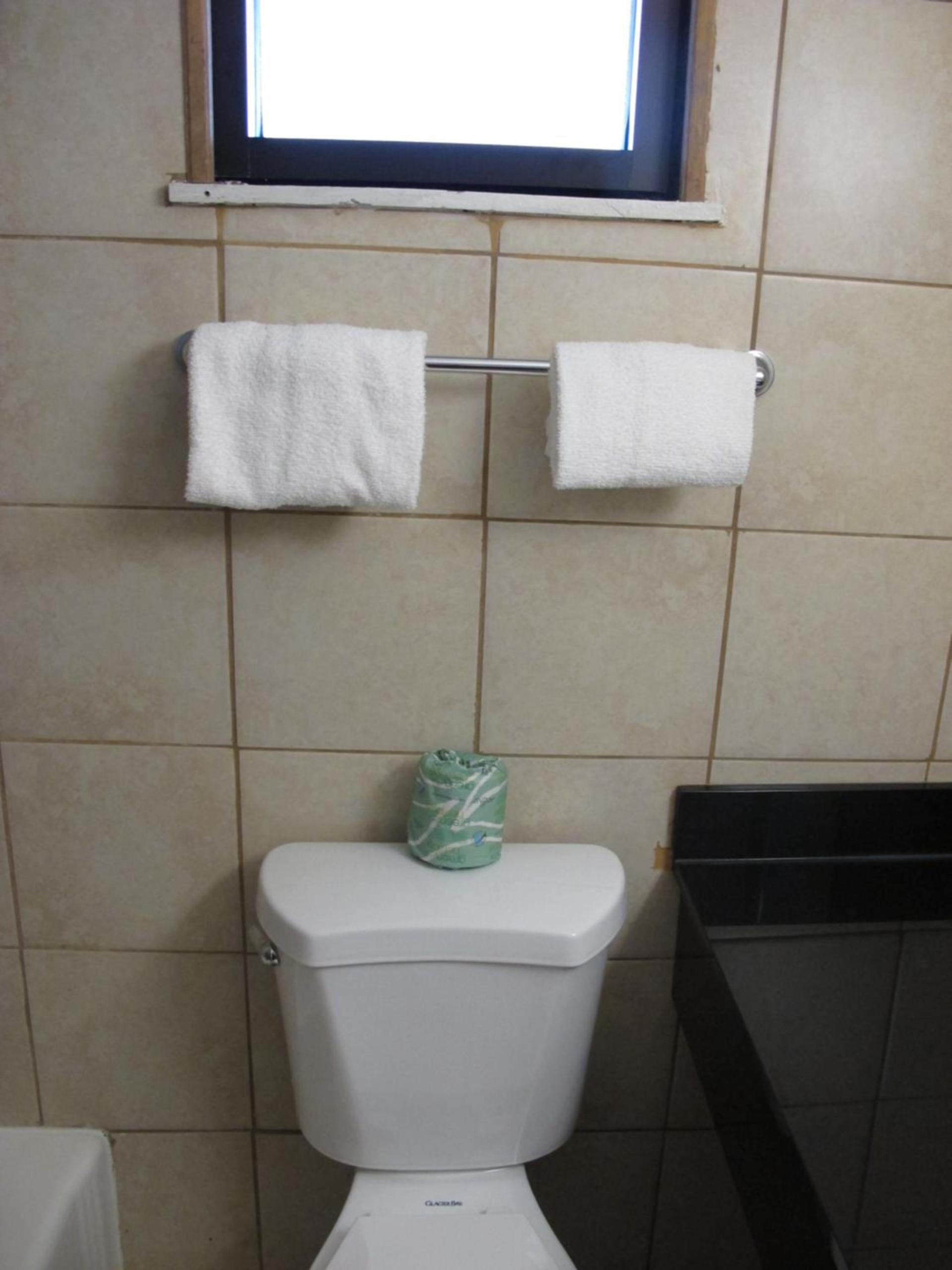 Motel 6 Baltimore MD photo 12