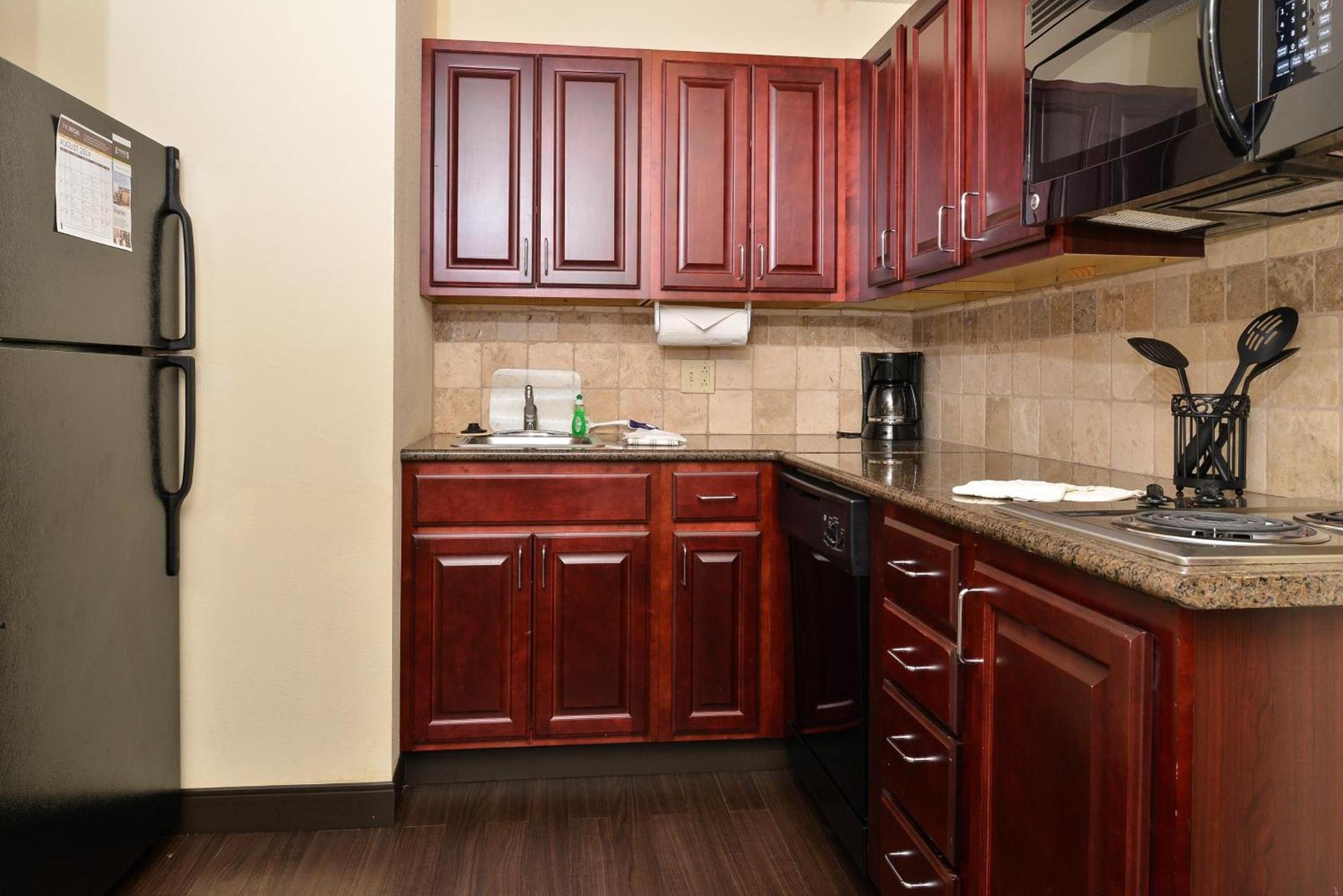 Staybridge Suites West Des Moines by IHG photo 2