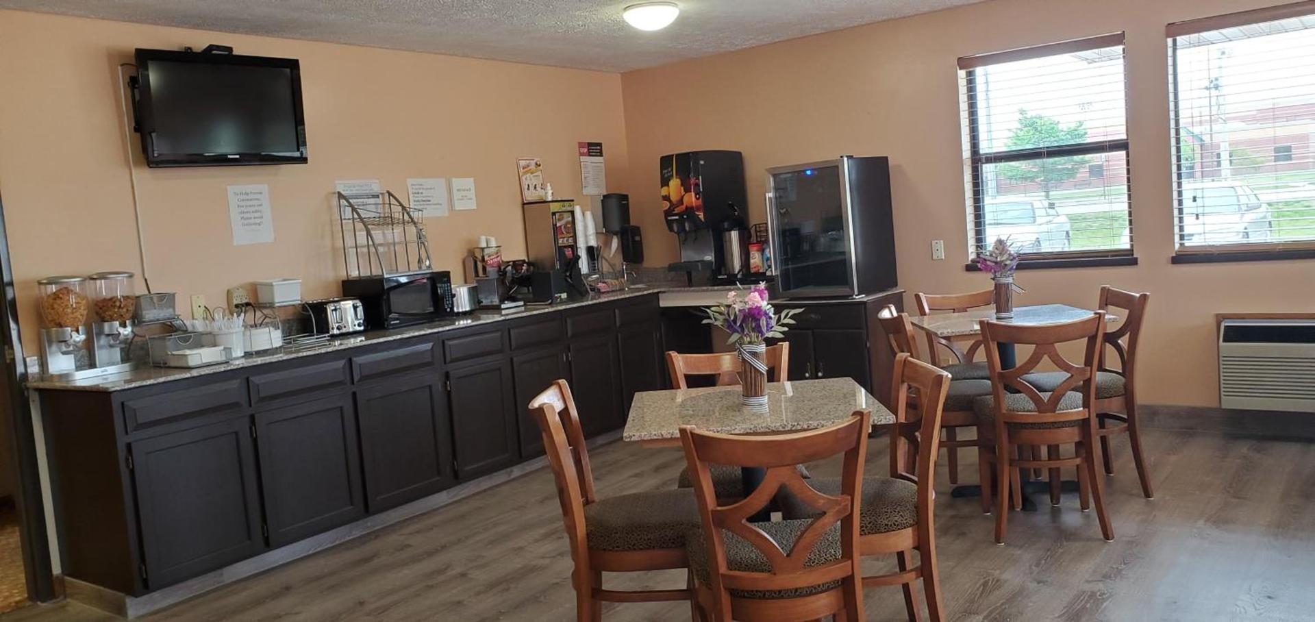 VICTORIAN INN photo 24