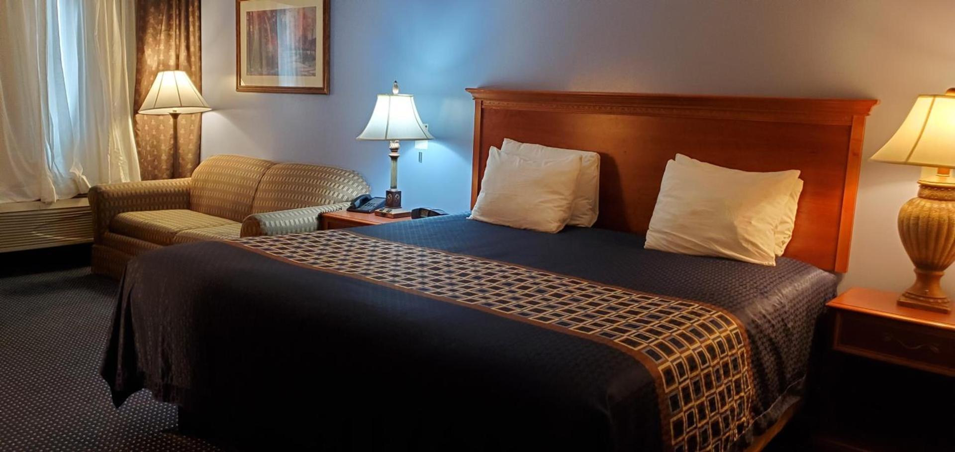 VICTORIAN INN photo 27