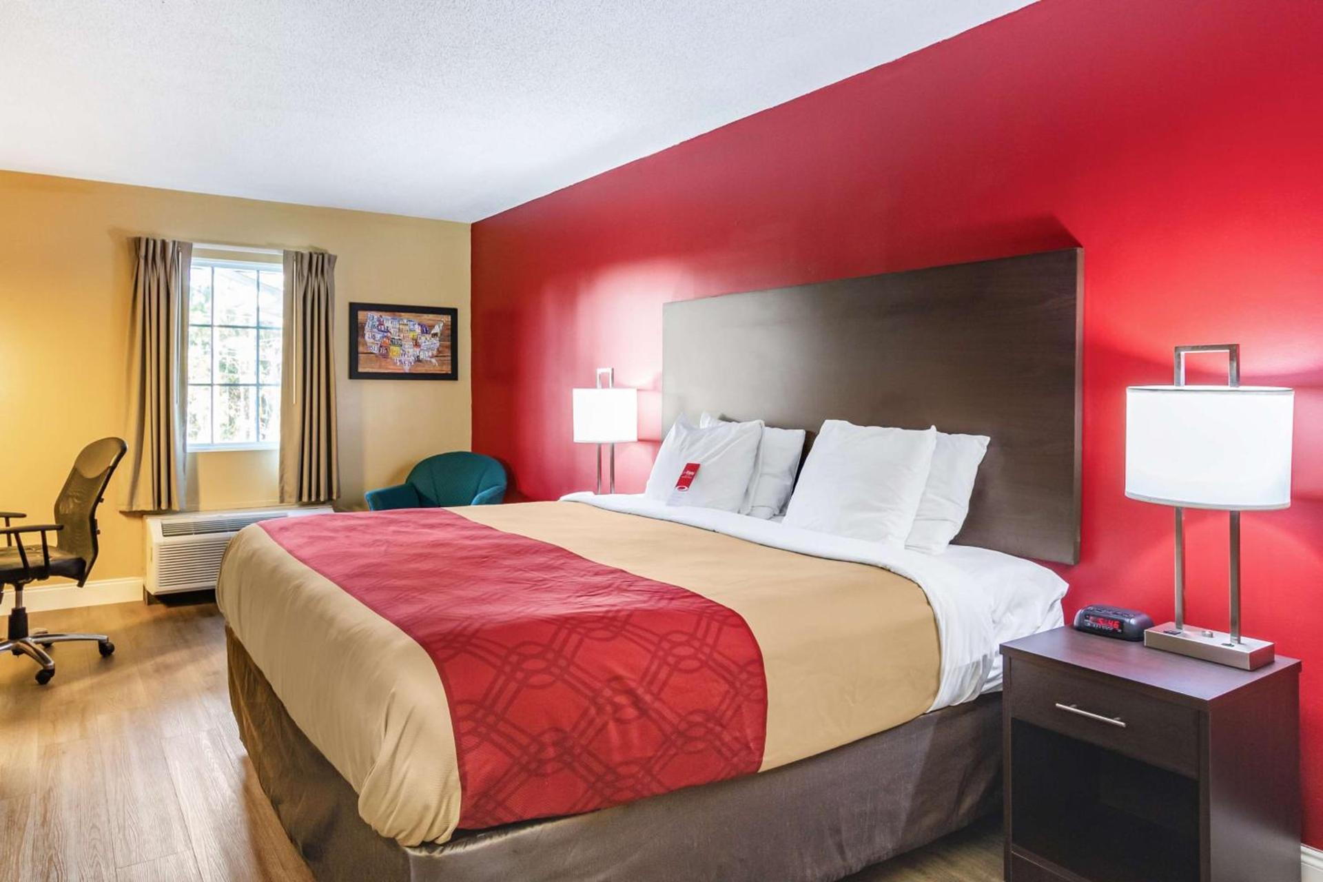SureStay Hotel by Best Western Brunswick photo 10