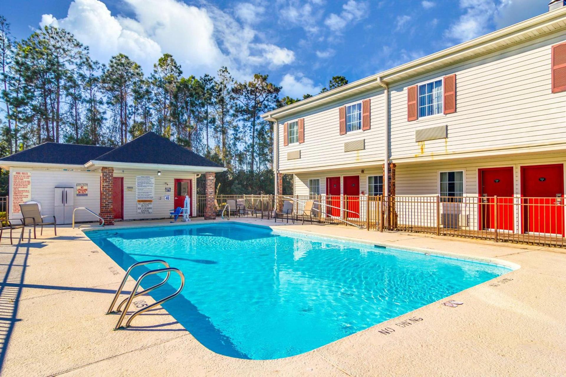 SureStay Hotel by Best Western Brunswick photo 2