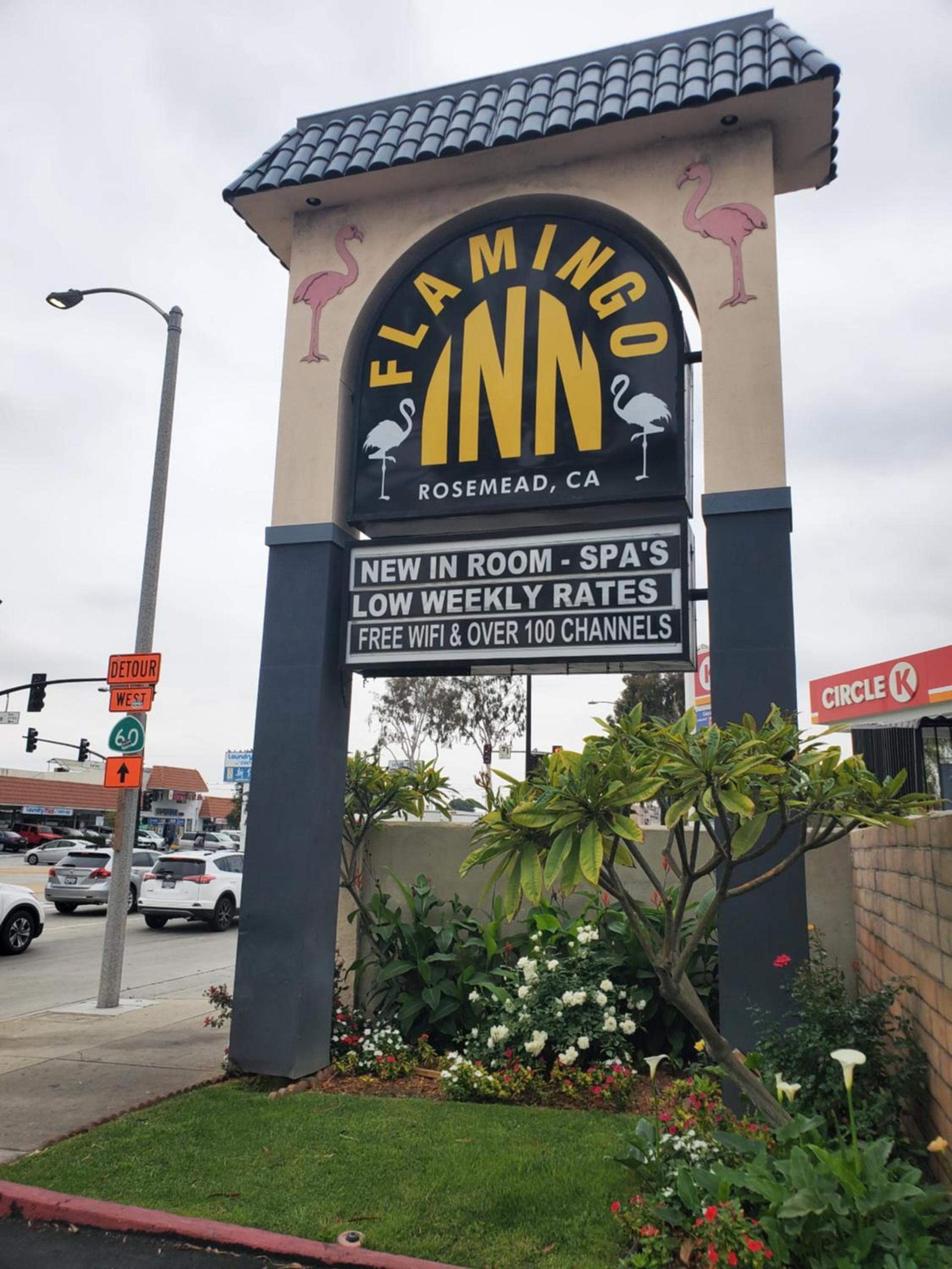 Flamingo Inn photo 4
