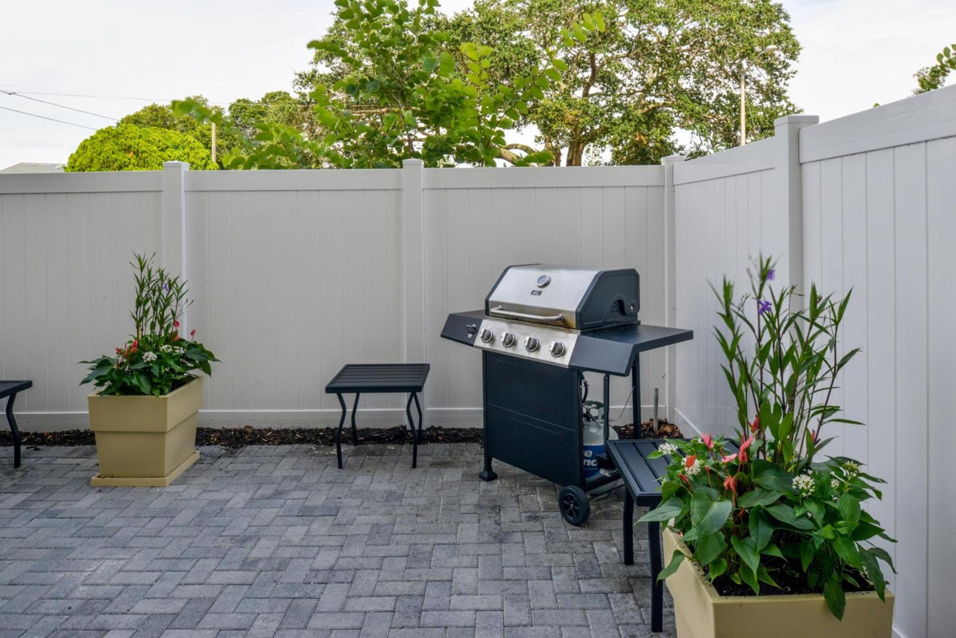 Holiday Inn Express & Suites - St. Petersburg - Madeira Beach by IHG photo 44